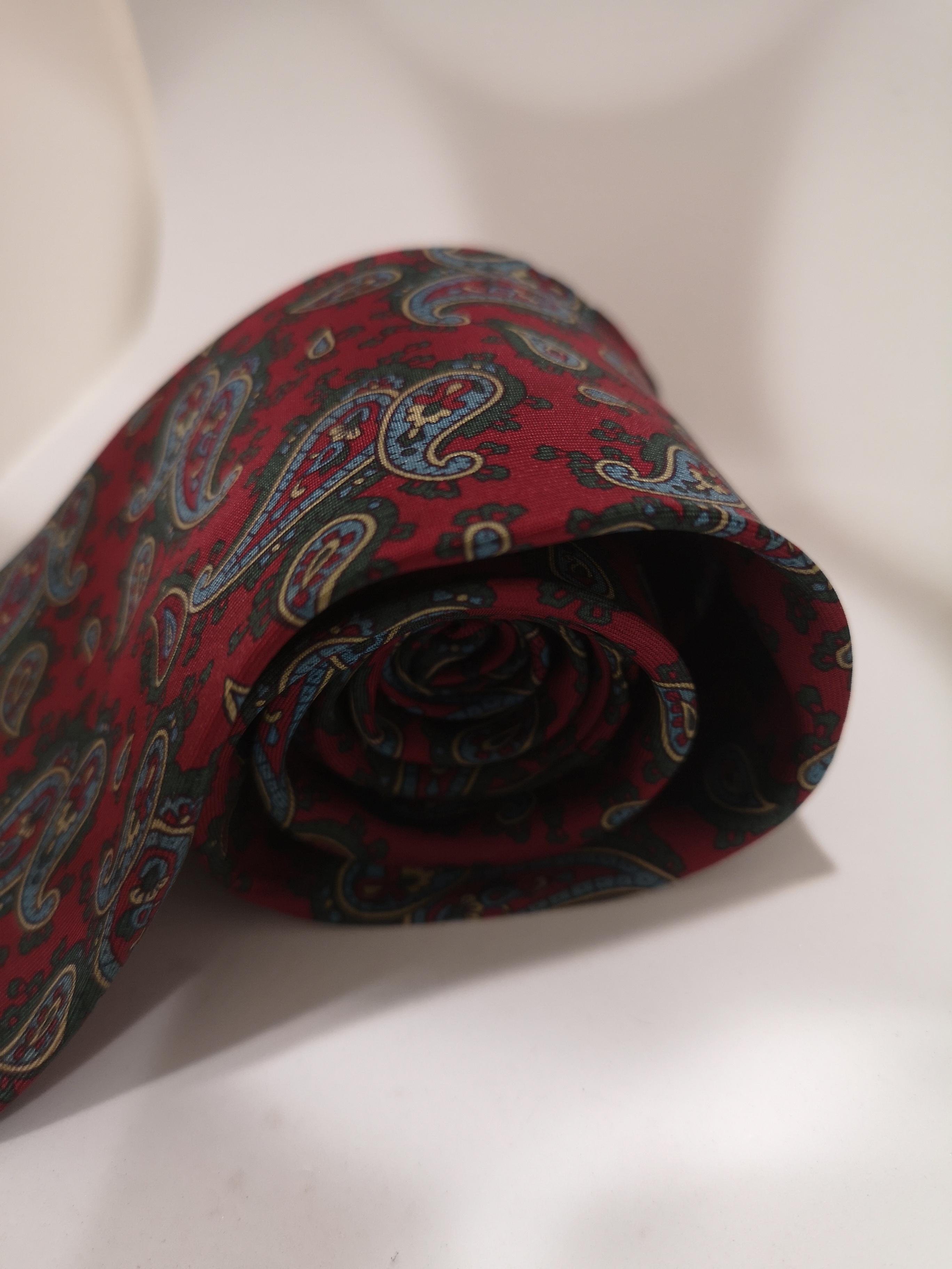 Yves Saint Laurent red multicoloured silk tie In Good Condition In Capri, IT