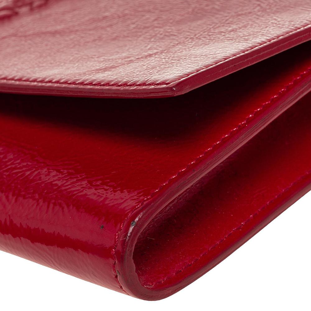 Women's Yves Saint Laurent Red Patent Leather Belle De Jour Flap Clutch