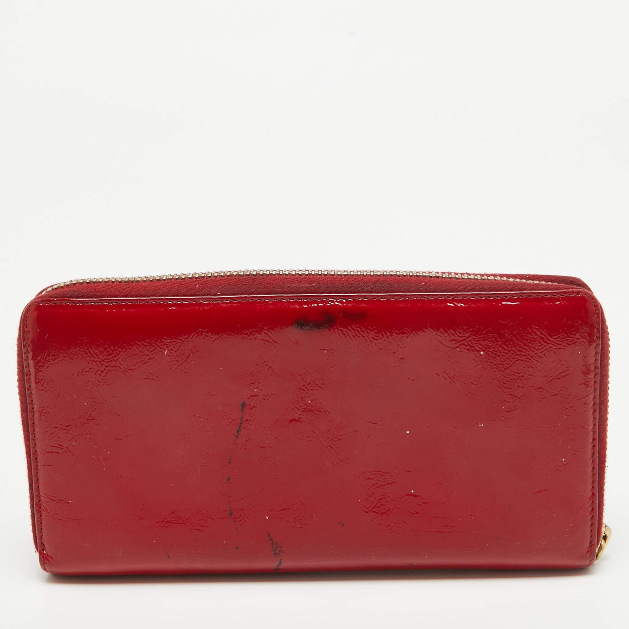 Women's Yves Saint Laurent Red Patent Leather Belle De Jour Wallet