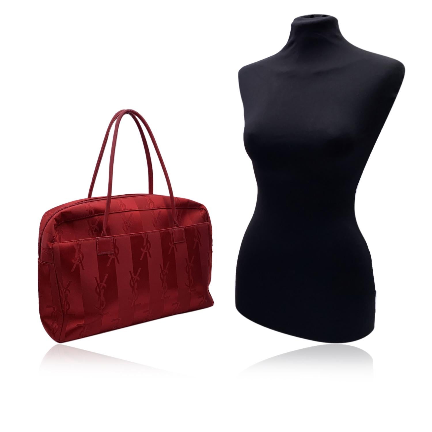 Yves Saint Laurent Rote gestreifte Canvas Logo Tote Umhängetasche im Zustand „Hervorragend“ in Rome, Rome