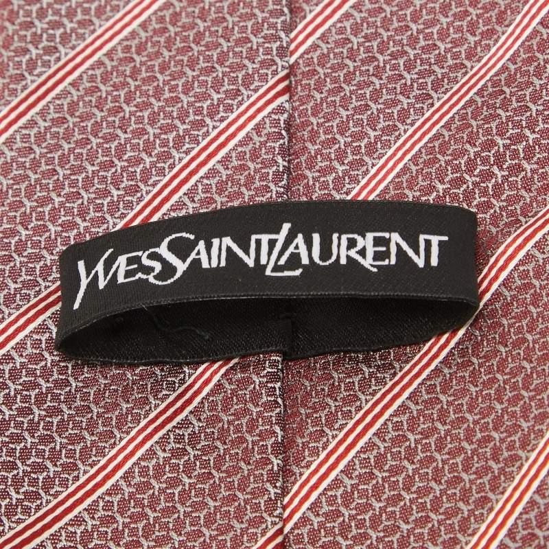 Marrone Cravatta in seta con motivo a righe rosse di Yves Saint Laurent in vendita