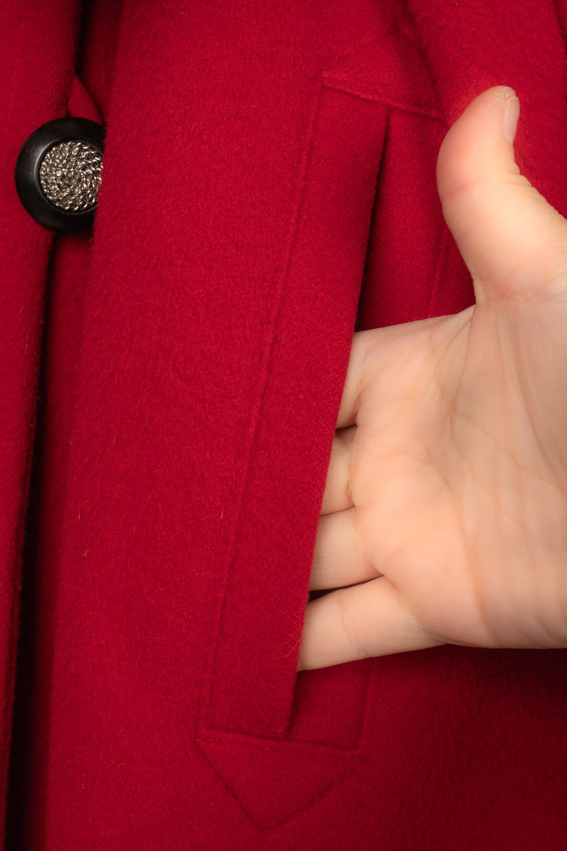 Yves Saint Laurent Cappotto in lana rosso in vendita 4