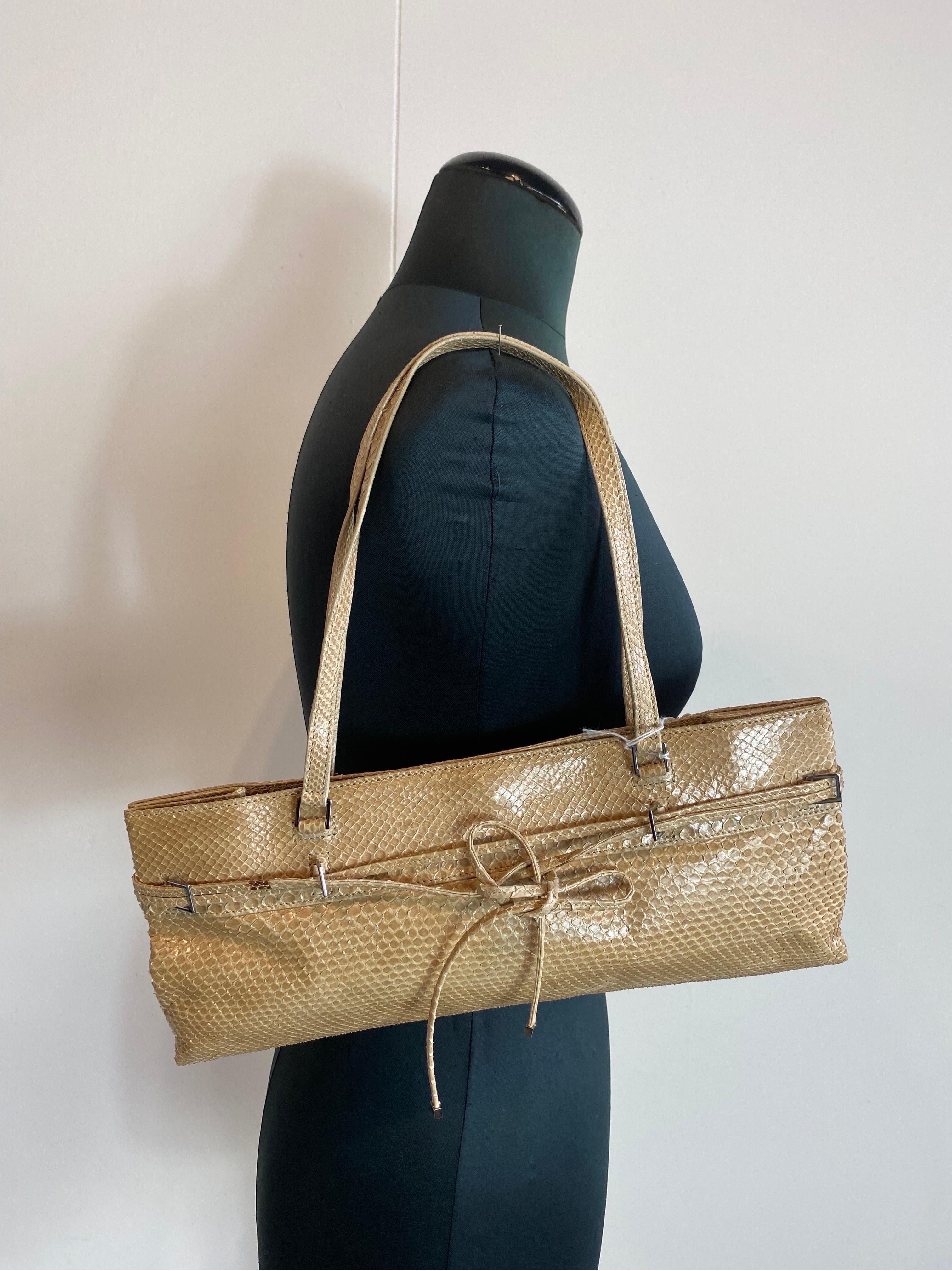 Yves Saint Laurent Rice Gauche lizard Shoulder bag For Sale 5