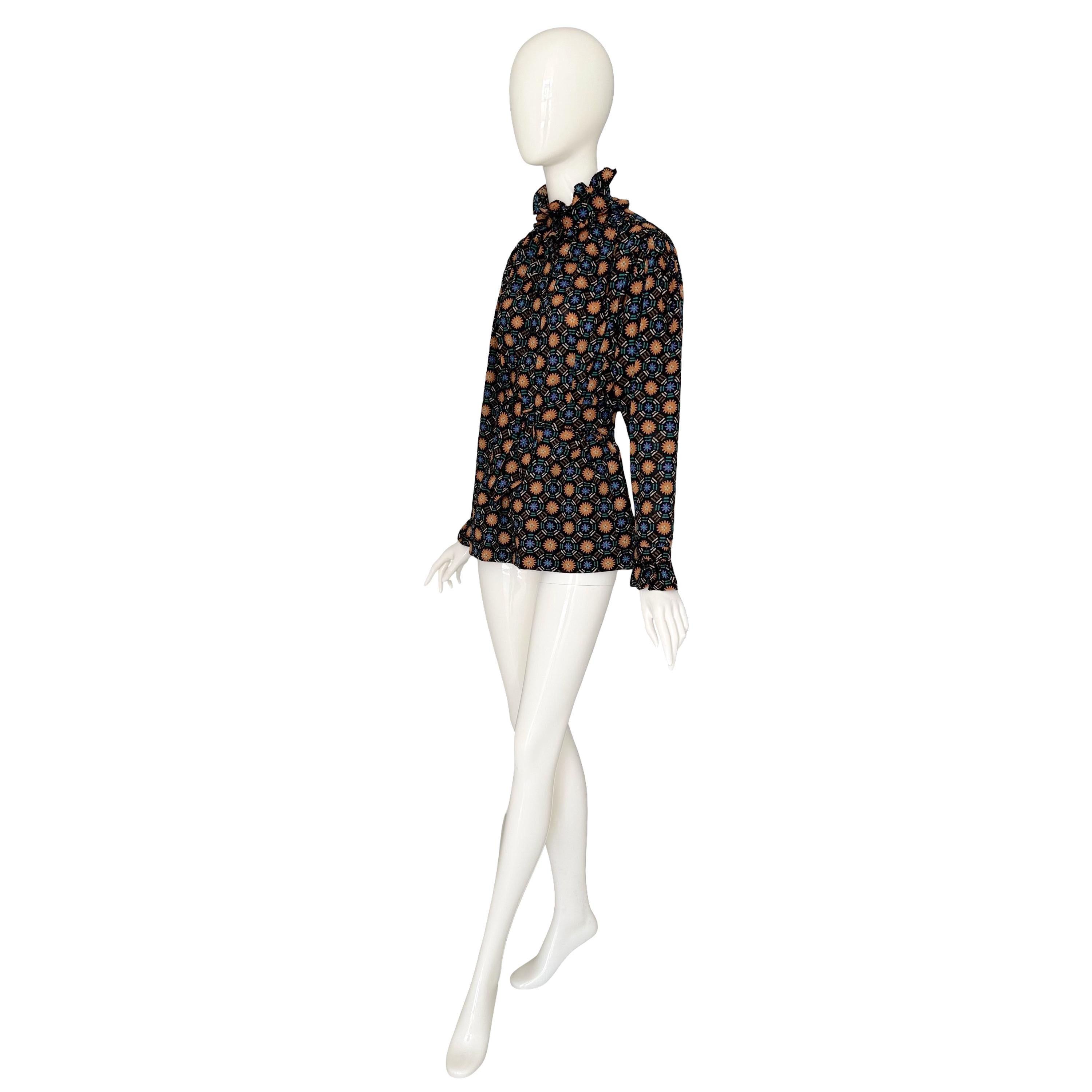 Yves Saint Laurent Rive Gauche 1970s stile russo, tunica e sciarpa in lana. in vendita 9