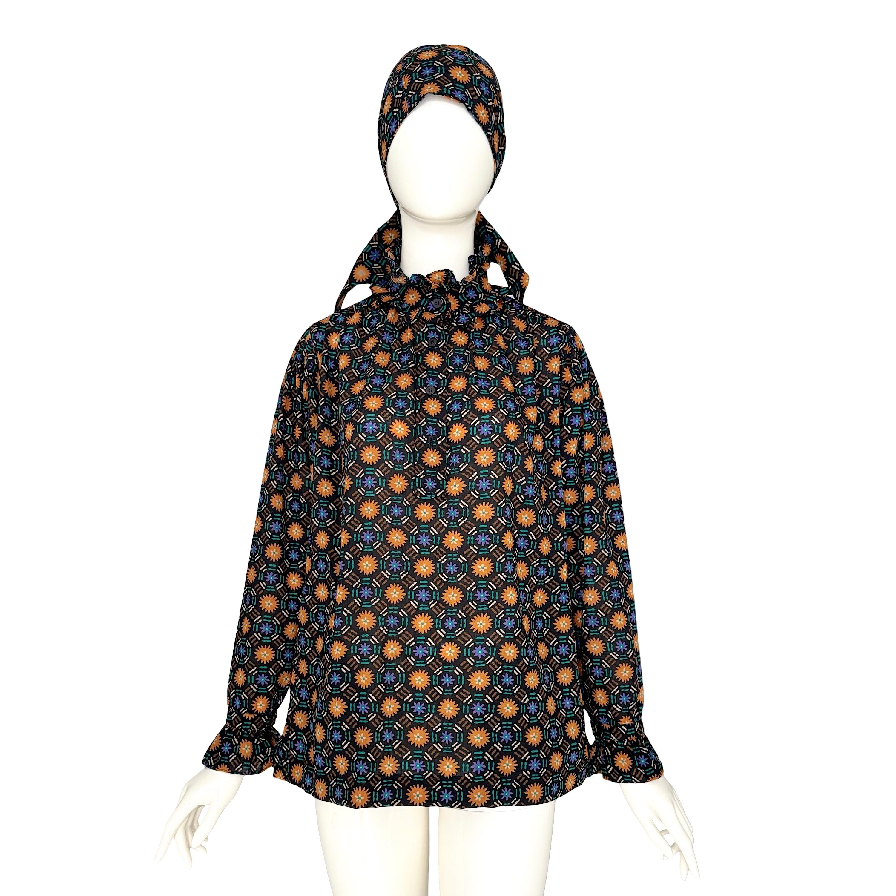 Yves Saint Laurent Rive Gauche 1970s stile russo, tunica e sciarpa in lana. in vendita 1
