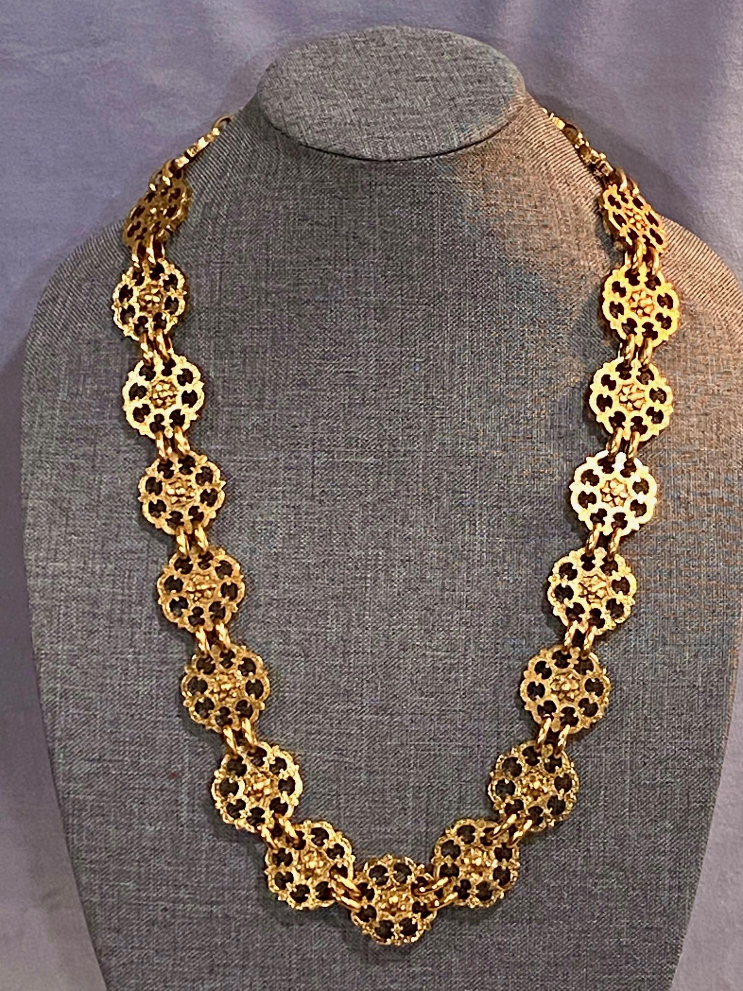 Yves Saint Laurent Rive Gauche, ceinture/ collier en or des années 1980 en vente 7