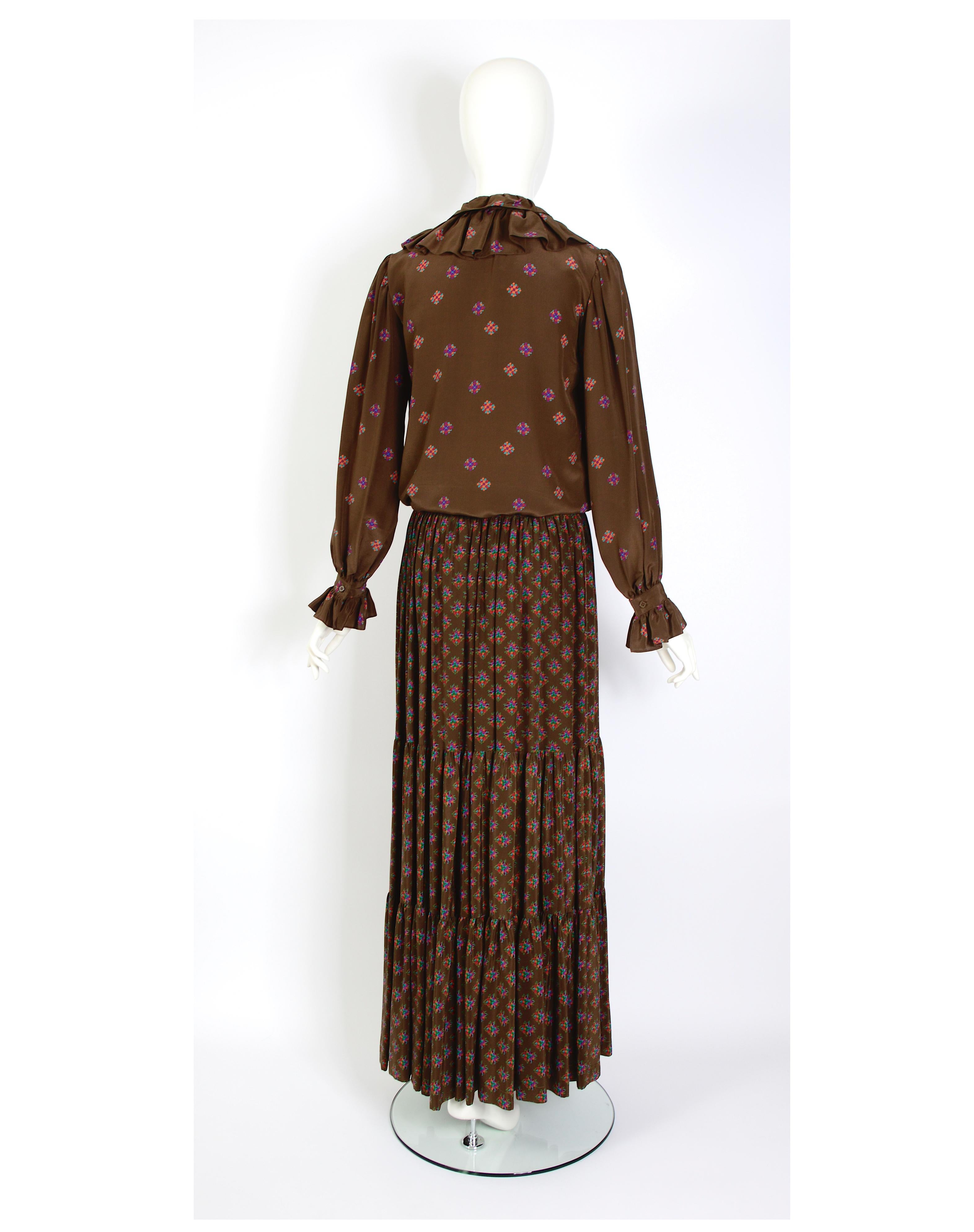 Yves Saint Laurent rive gauche 70s vintage brown silk crepe floral set  For Sale 1