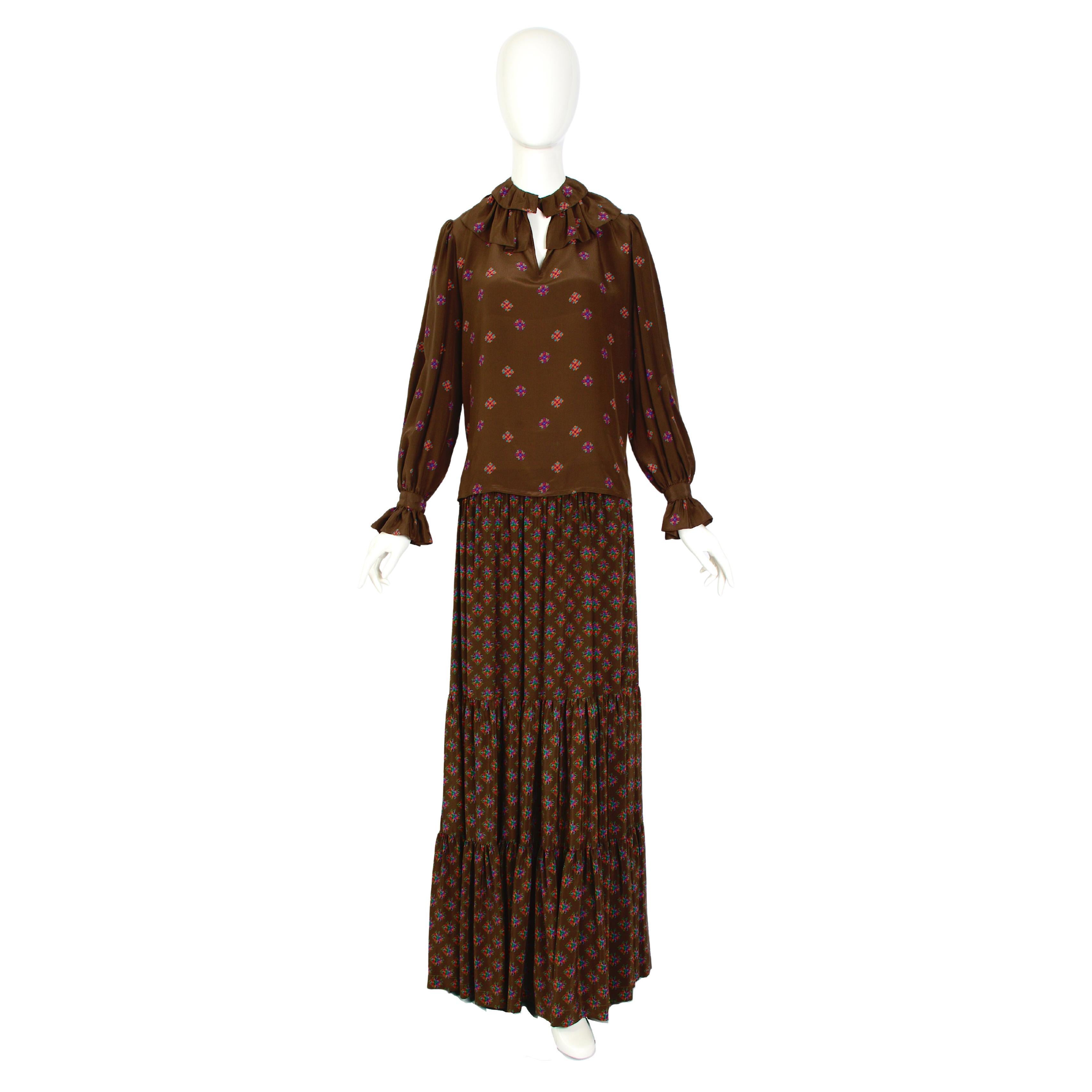 Yves Saint Laurent rive gauche 70s vintage brown silk crepe floral set  For Sale