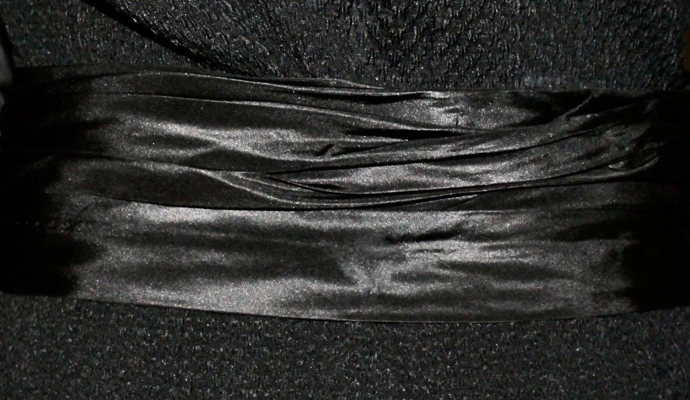 Yves Saint Laurent Rive Gauche - Robe de cocktail noire en vente 6