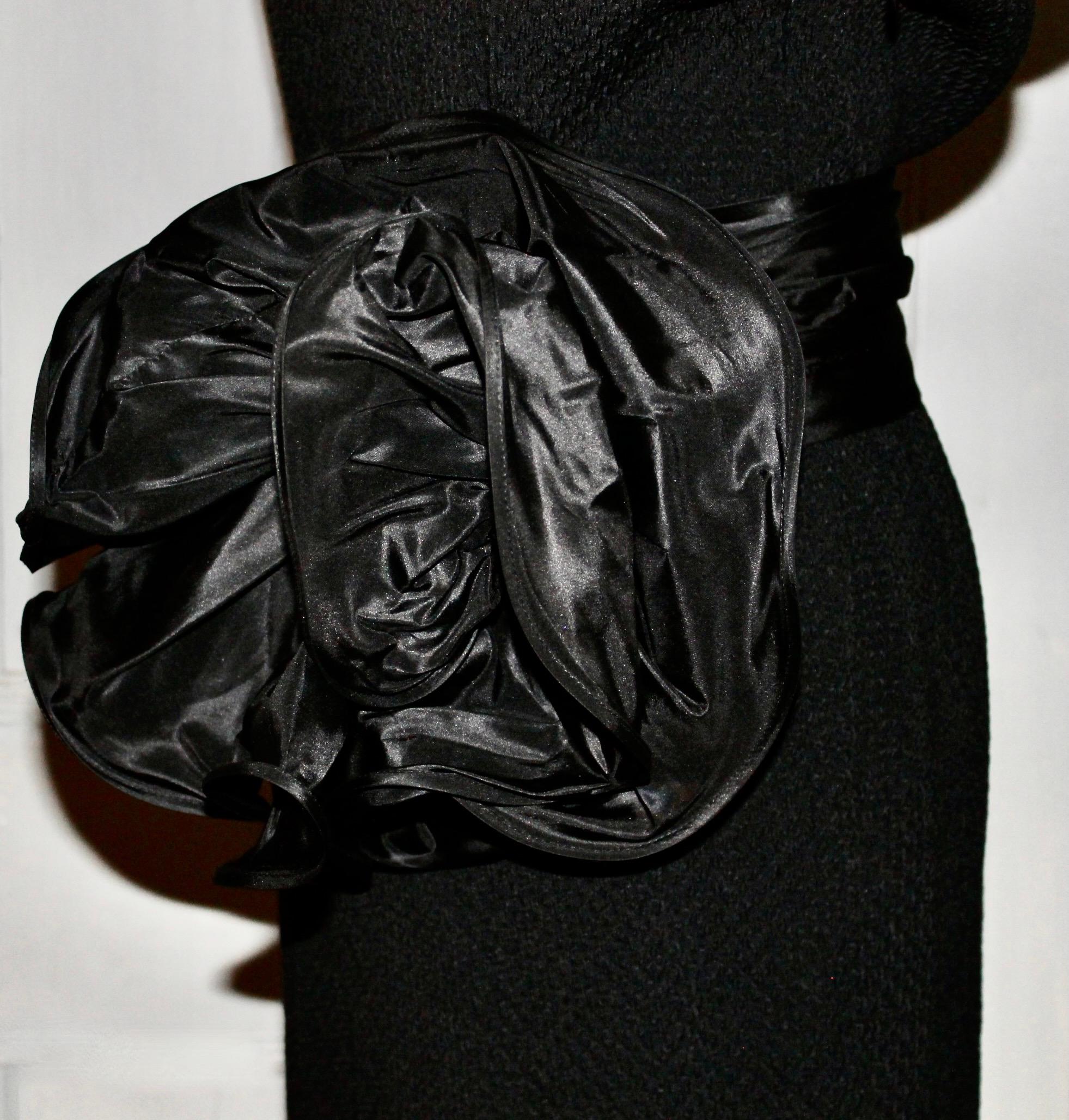 Yves Saint Laurent Rive Gauche - Robe de cocktail noire en vente 4
