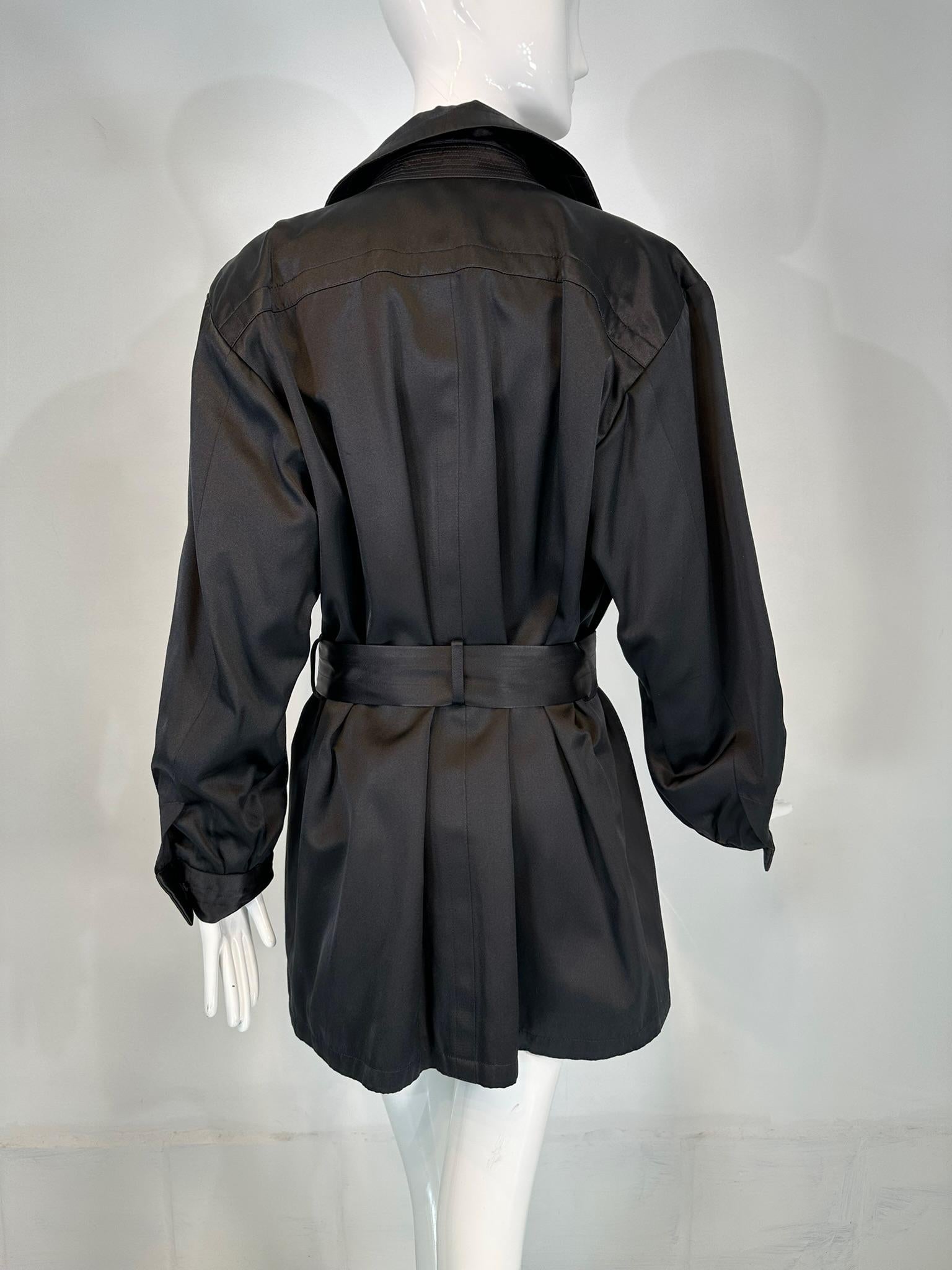 Yves Saint Laurent Rive Gauche Veste de soirée ceinturée à large revers en satin noir 1990 en vente 3