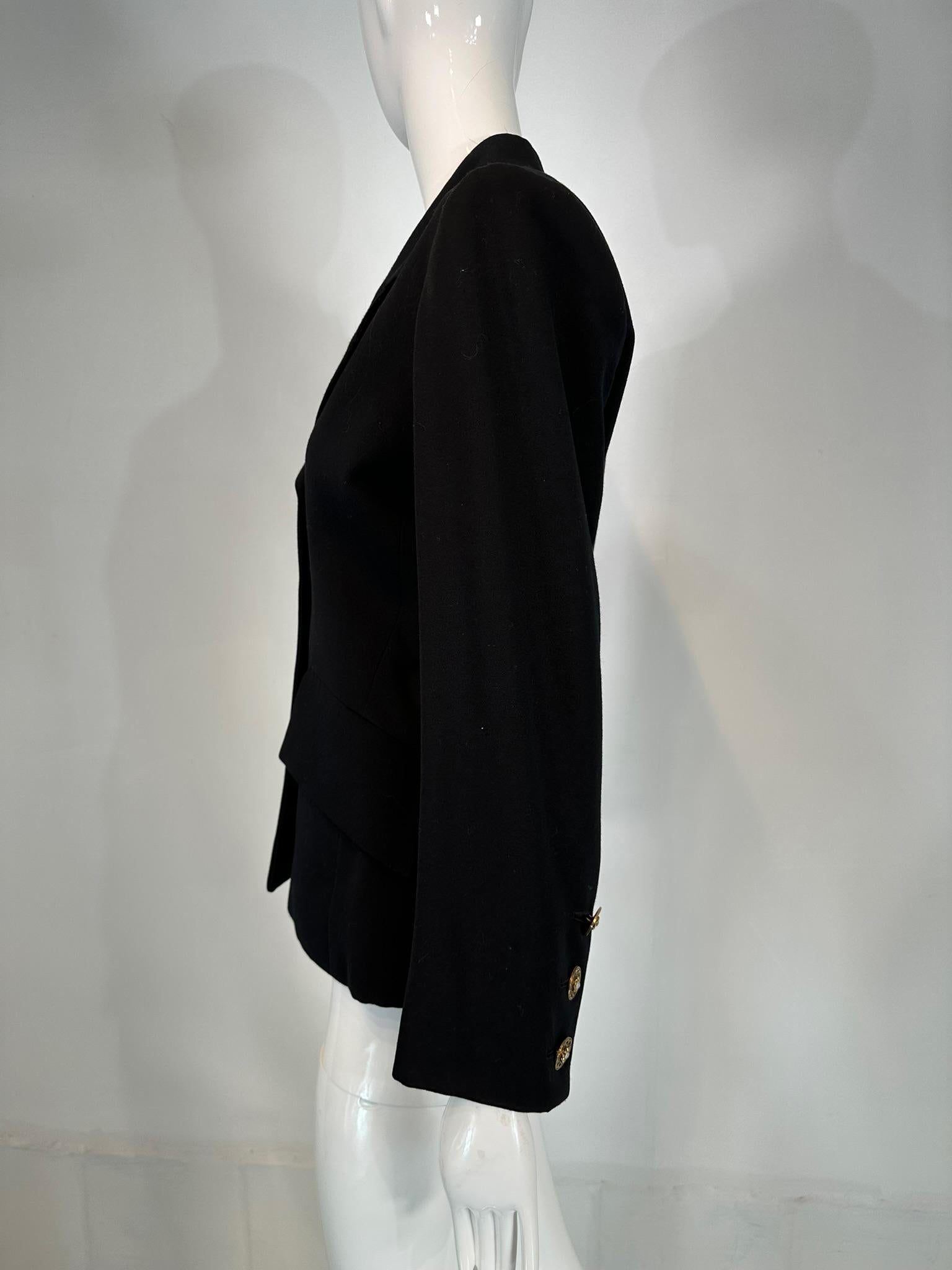 Yves Saint Laurent Rive Gauche Veste croisée noire à épaules structurées en vente 6