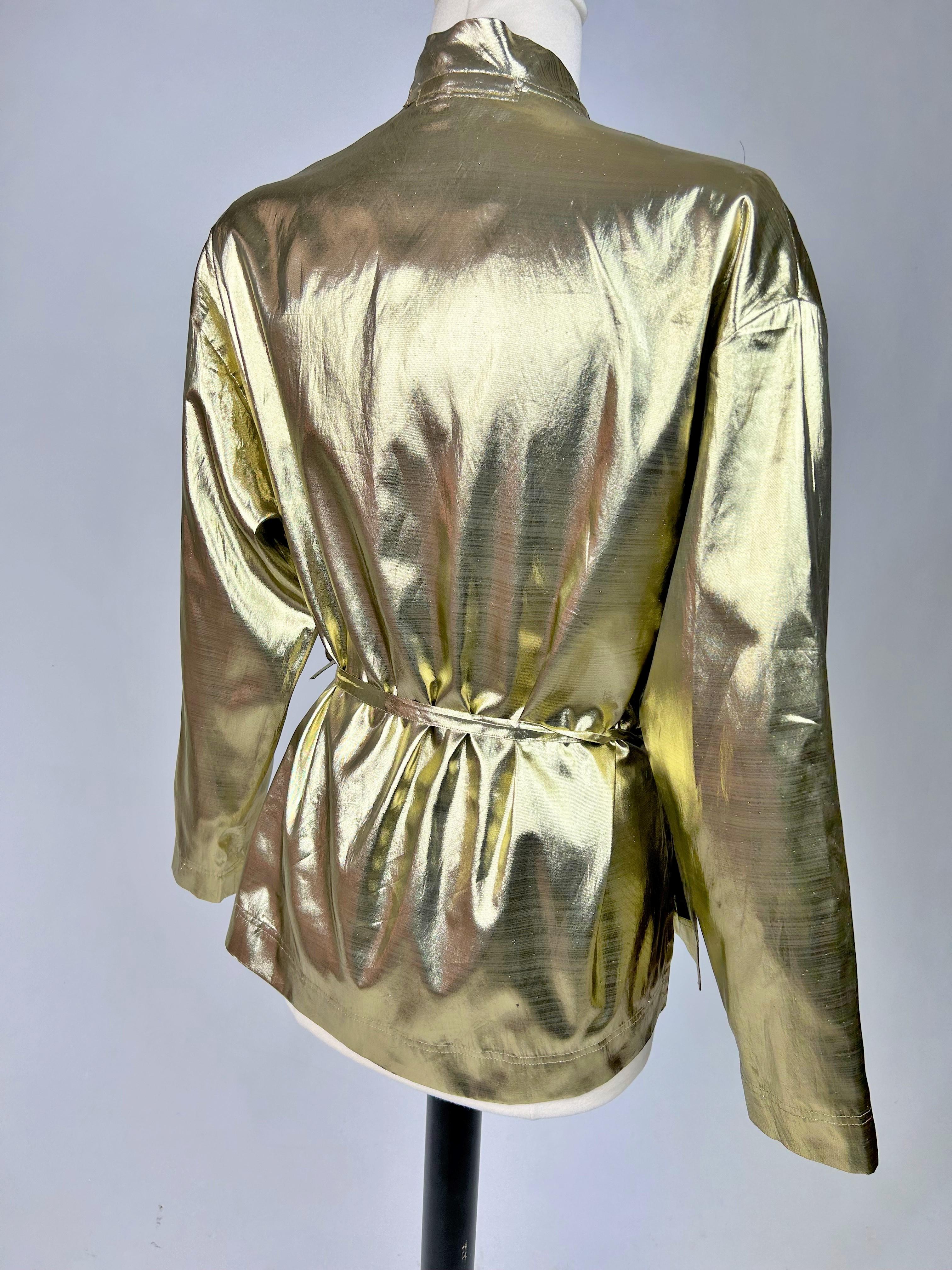 Yves Saint Laurent Rive Gauche Blusa in lamé oro Circa 1990 in vendita 3