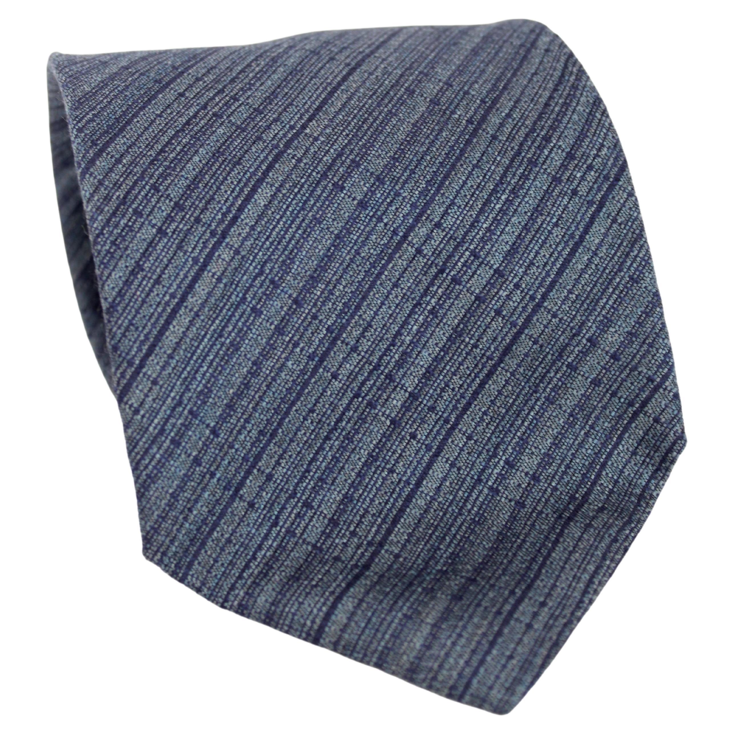 Yves Saint Laurent Rive Gauche - Cravate en soie bleue et grise en vente
