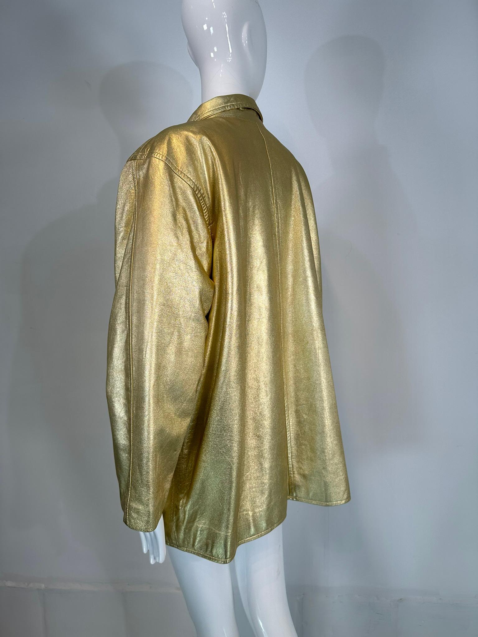Donna Yves Saint Laurent Rive Gauche, giacca in pelle dorata con chiusura a bottone singolo, anni '80 in vendita
