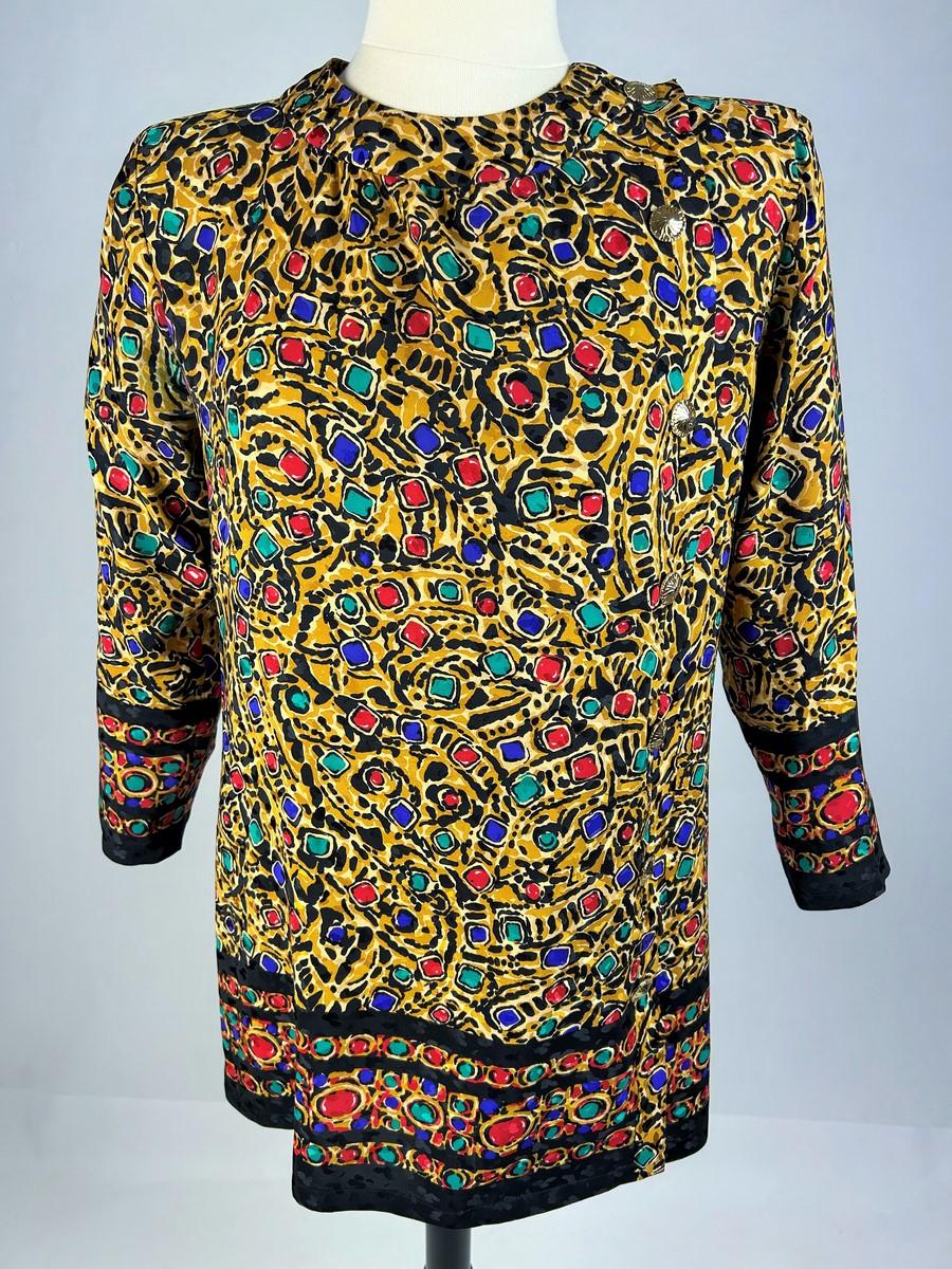 Túnica de damasco estampado estilo joyería Yves Saint Laurent Circa 1980 Negro en venta
