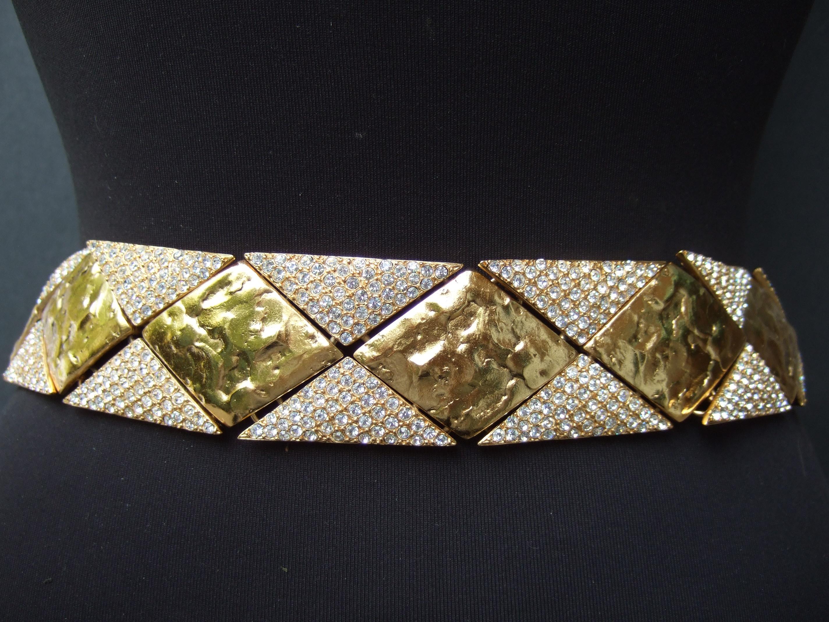 Yves Saint Laurent Rive Gauche - Ceinture couture opulente en métal doré et cristal, circa 1970 en vente 8