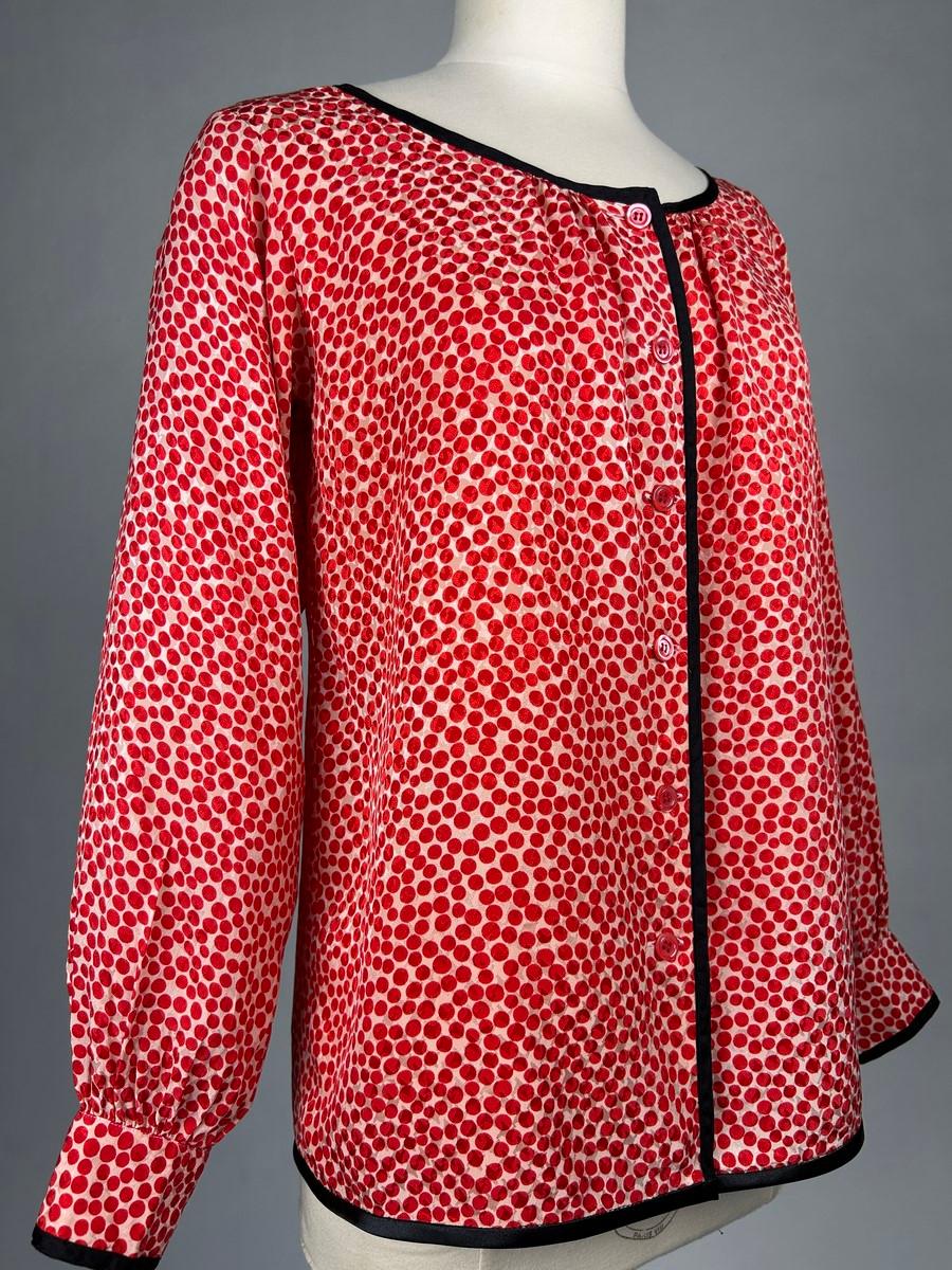 Yves Saint Laurent Rive Gauche camicetta damascata a pois rossi Circa 1976 in vendita 6