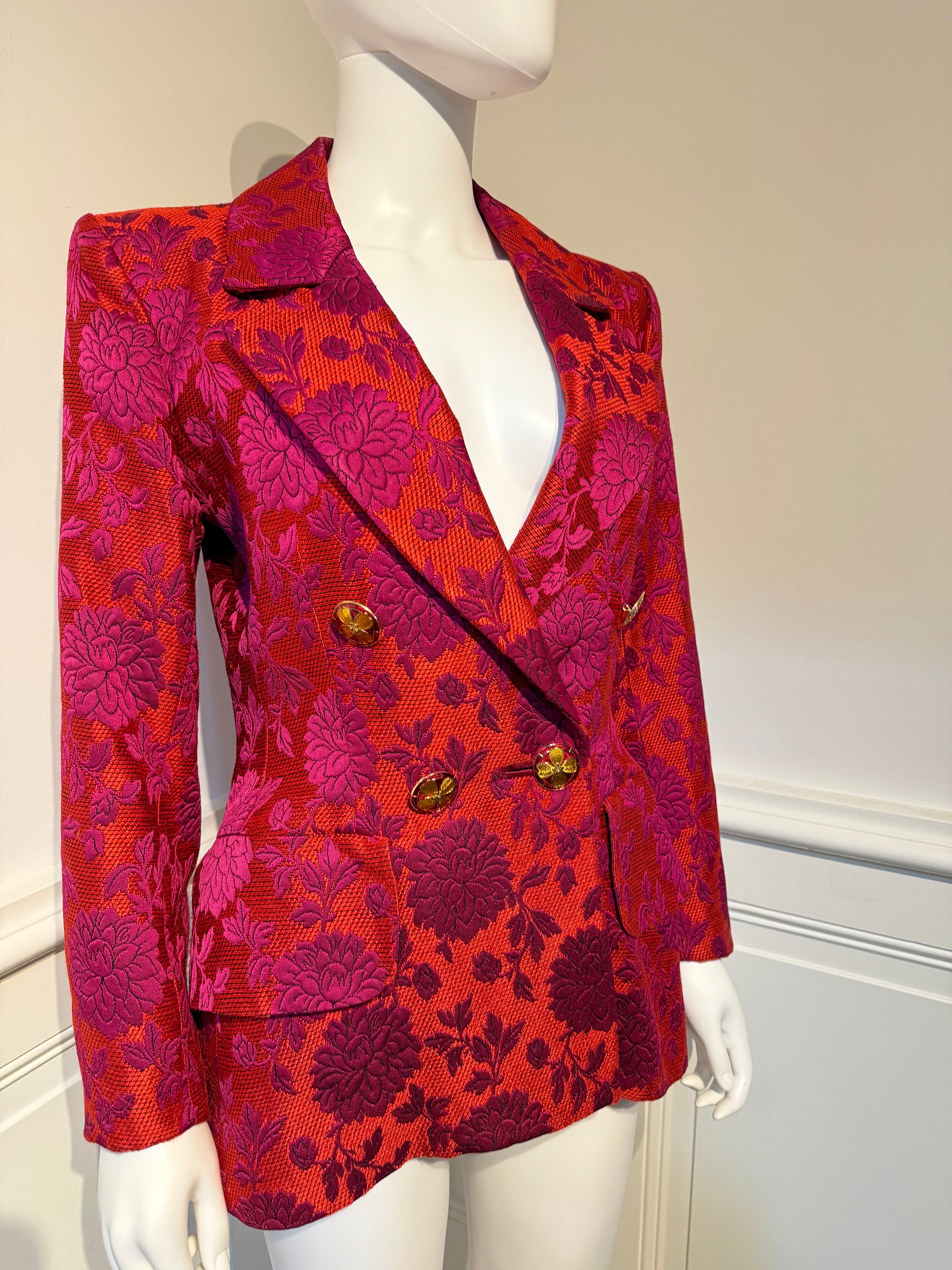 Rare collectible Yves Saint Laurent Rive Gauche Fall/Winter 1992/1993 Runway brocade jacket with enameled buttons which are like jewelry.
Size tag is FR 38.
The measurements are:
Shoulders: 41 cm
Chest: 48 cm
Waist: 40 cm
Length: 64 cm
Sleeve: 56