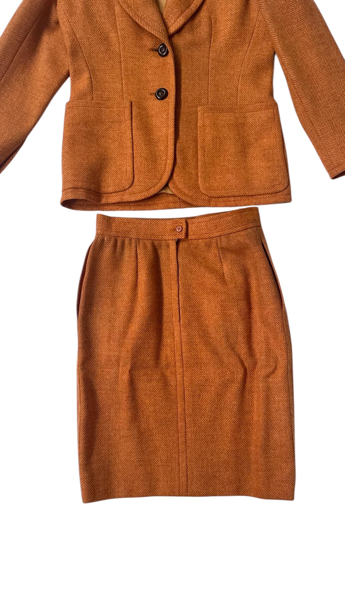 Yves Saint Laurent Rive Gauche Rust Herringbone Wool Skirt Suit - No import duty Brown en venta