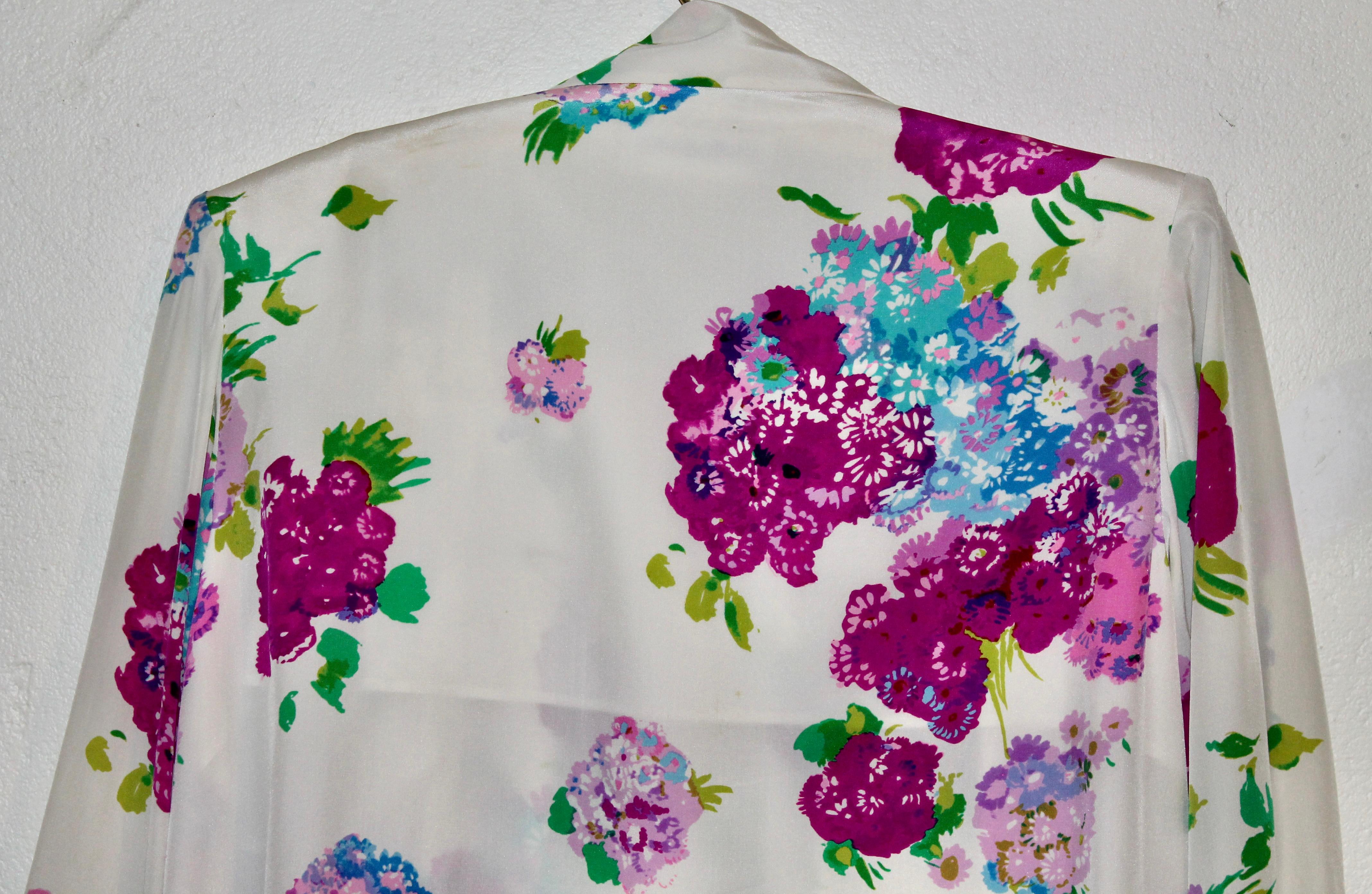 Yves Saint Laurent Rive Gauche Silk Loungeware In Excellent Condition For Sale In Sharon, CT
