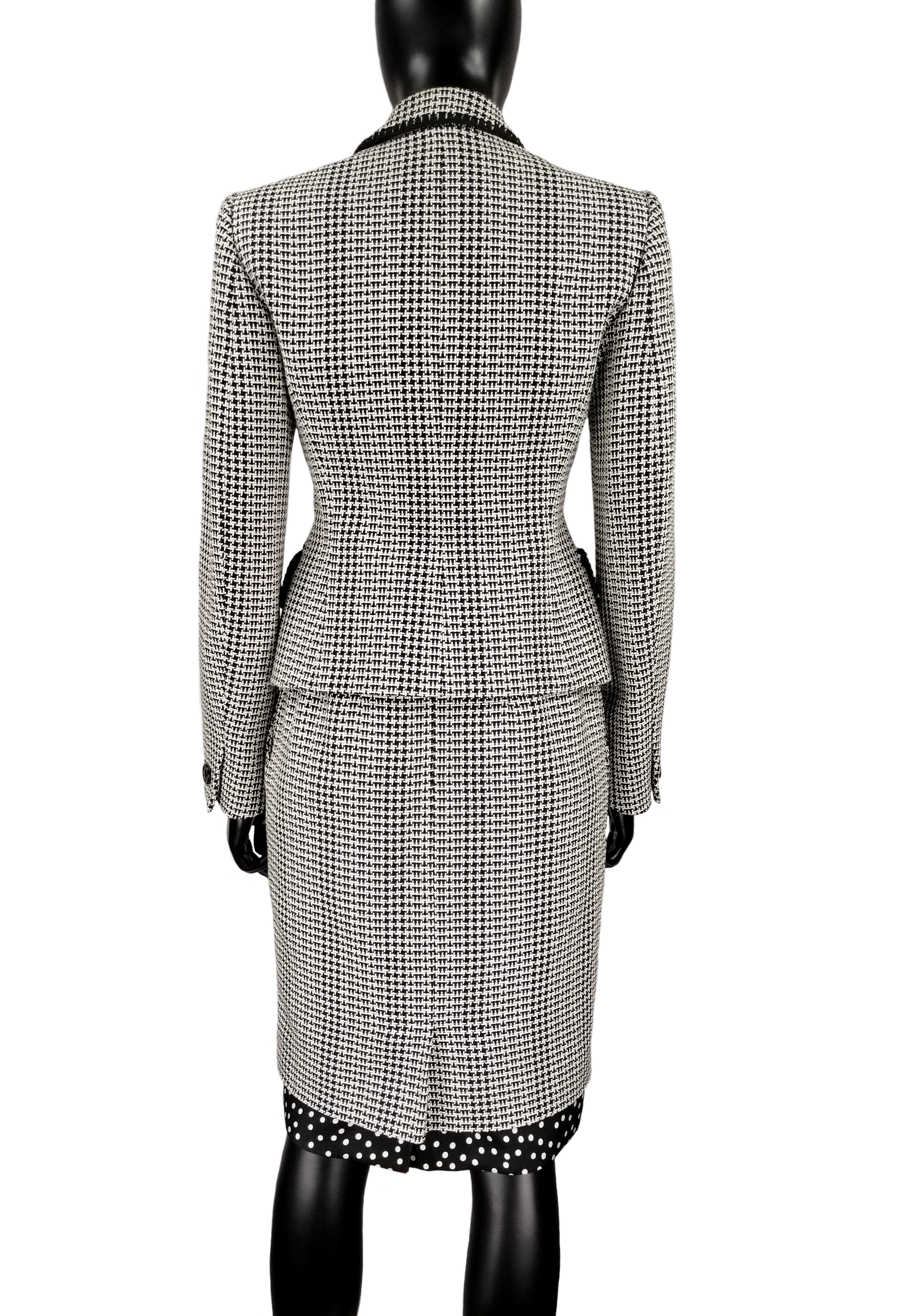 YVES SAINT LAURENT Rive Gauche suit For Sale 3