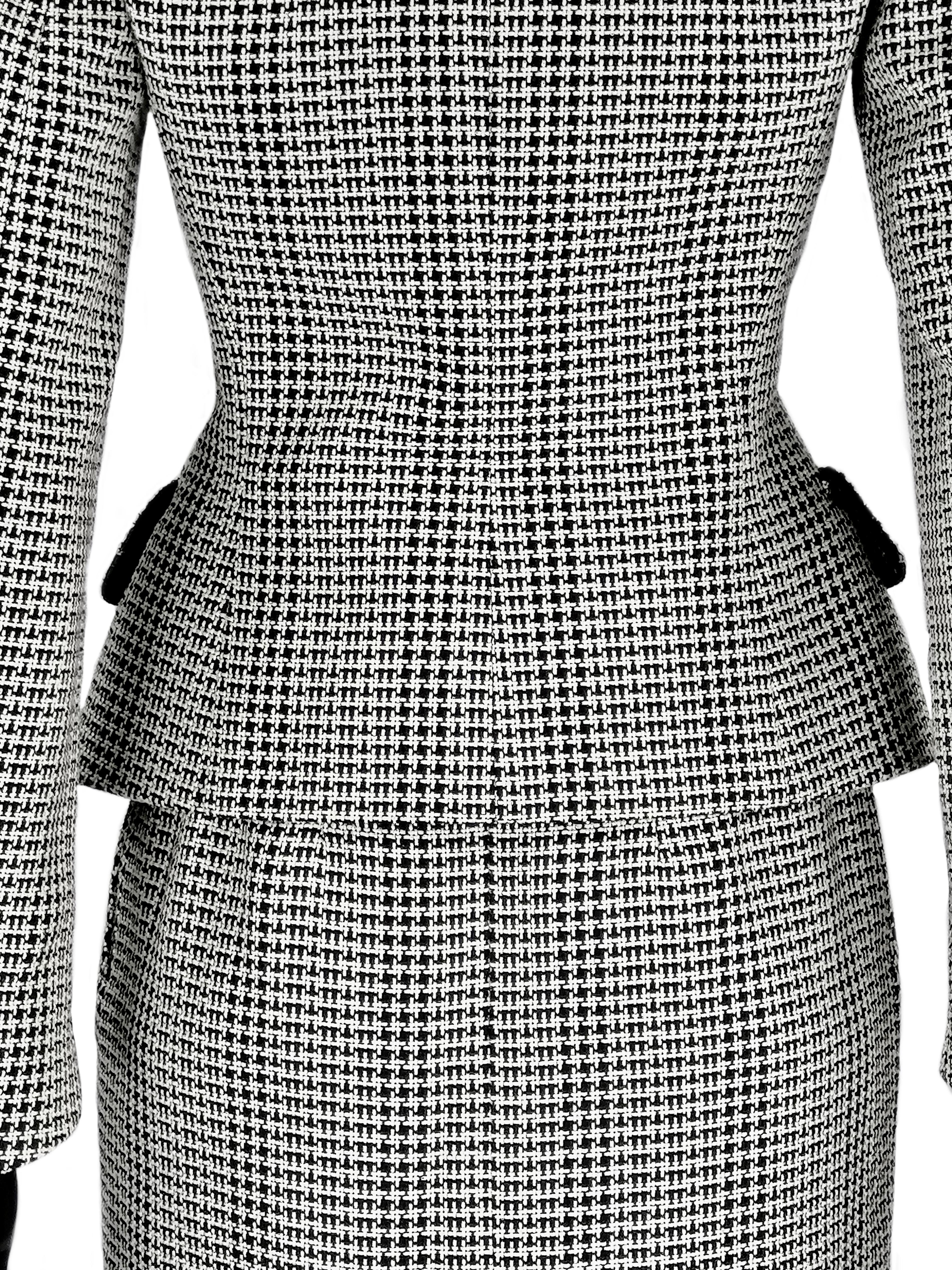 YVES SAINT LAURENT Rive Gauche suit For Sale 4