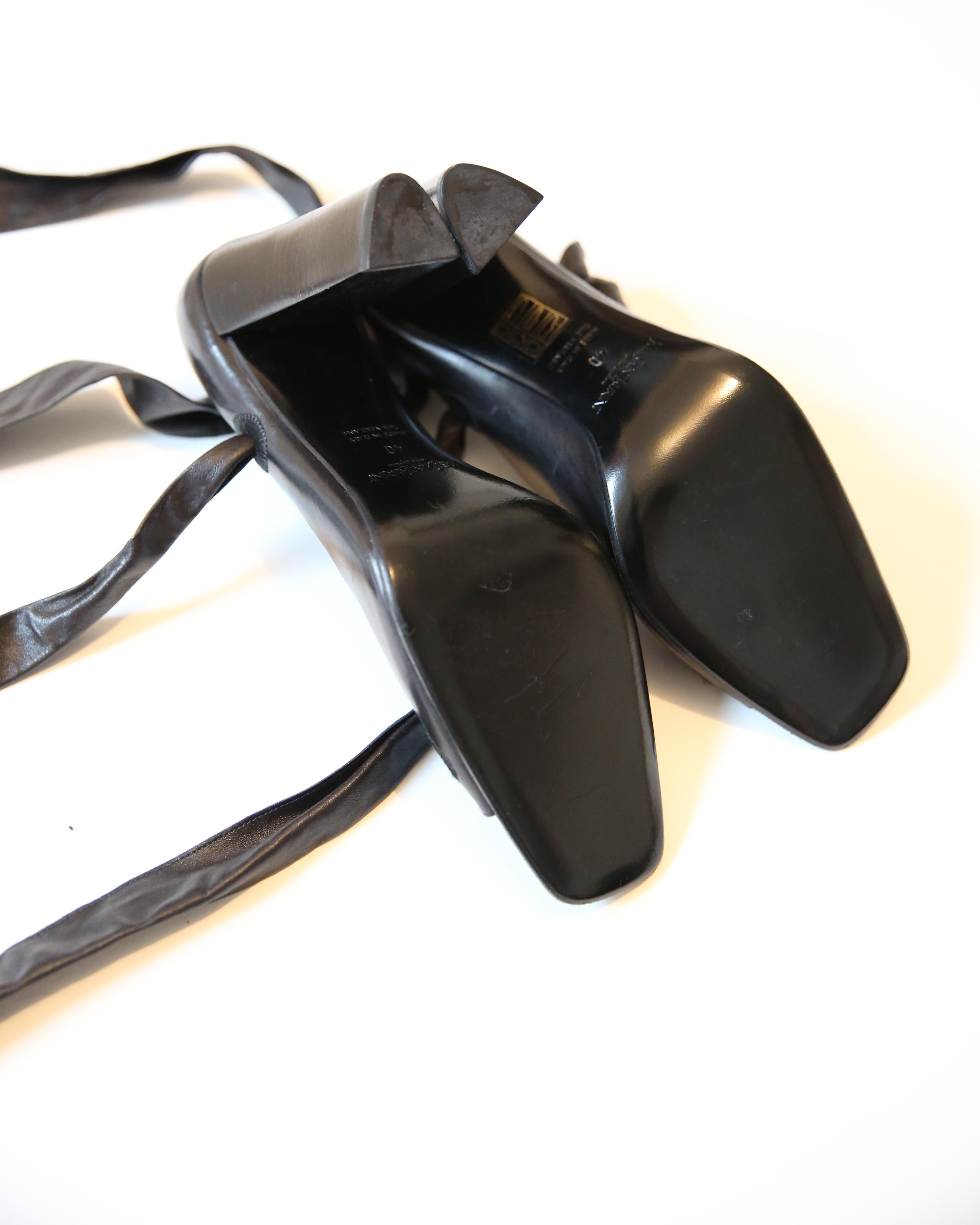 Yves Saint Laurent Rive Gauche Tom Ford black wrap square toe heels sandals 40 For Sale 5