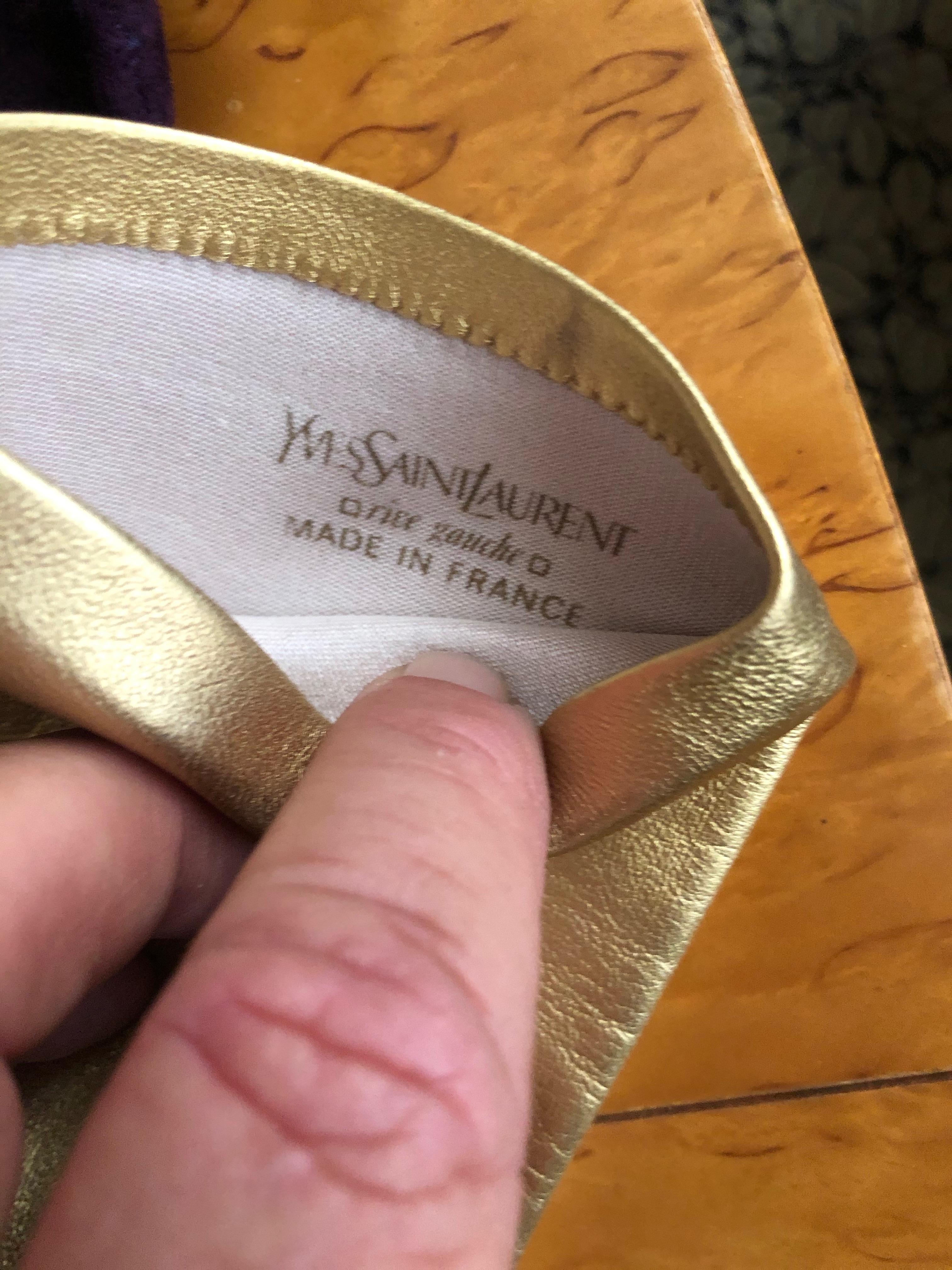 Yves Saint Laurent Rive Gauche Vintage 1970's Gold Leather Elbow Length Gloves  In Excellent Condition For Sale In Cloverdale, CA