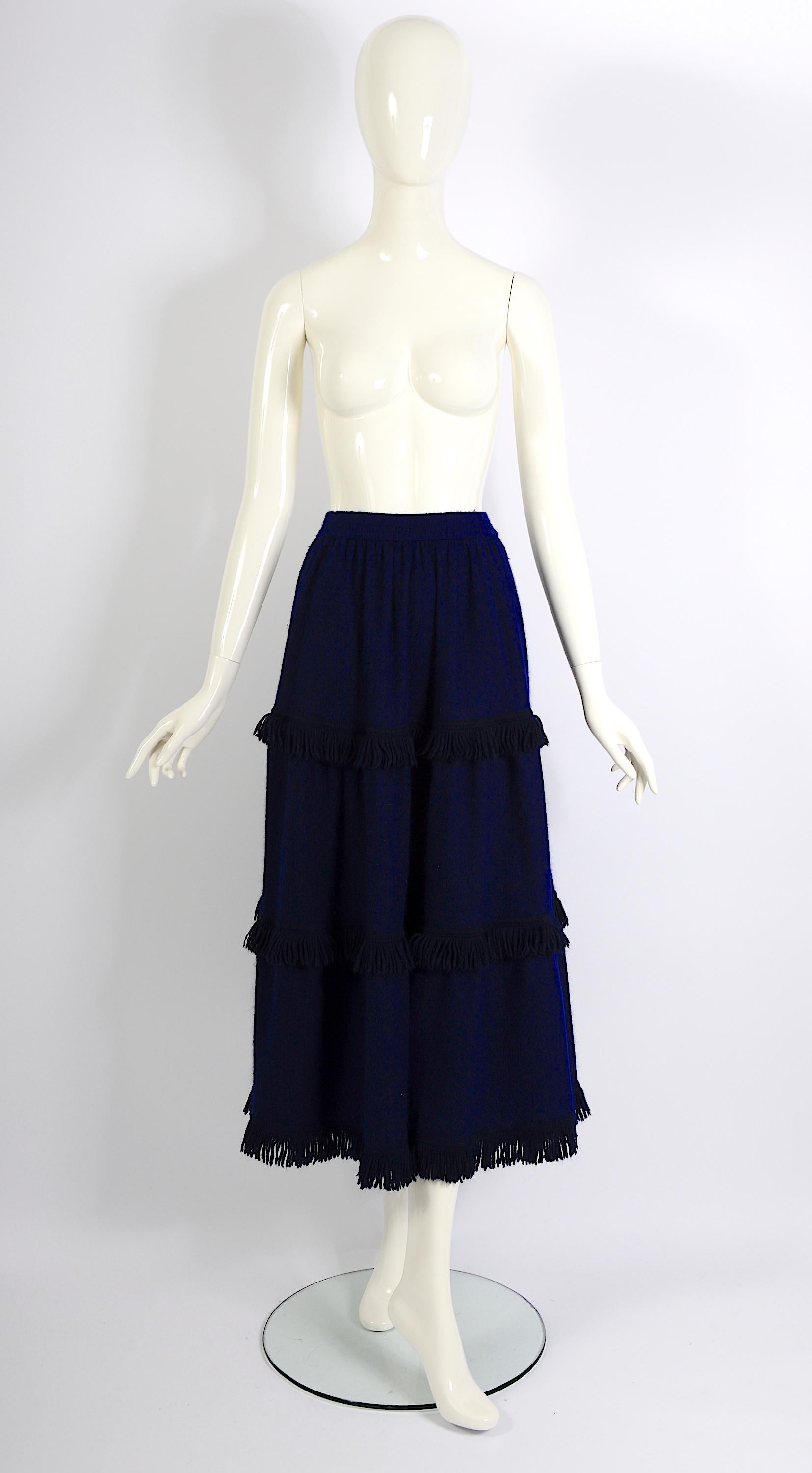 Vintage 1970s Yves Saint Laurent 