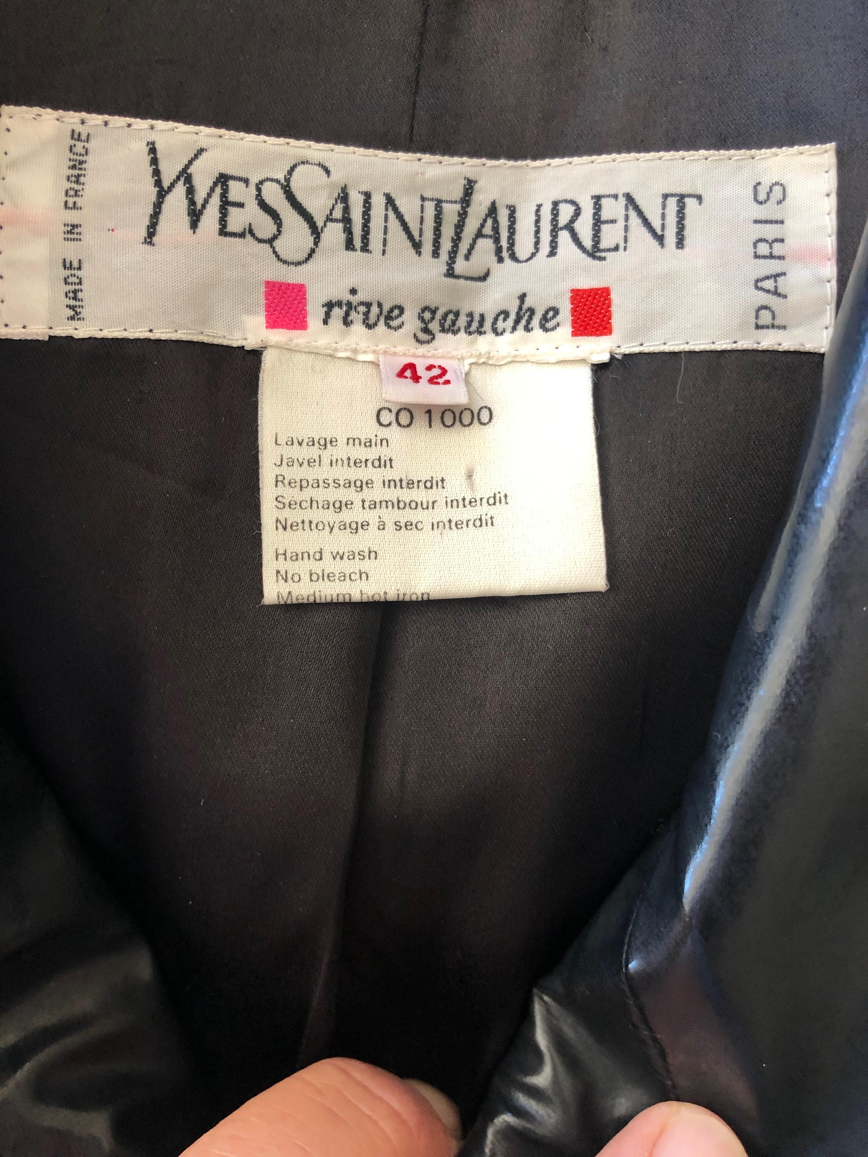 Yves Saint Laurent Rive Gauche Vintage Black Polished Cotton Trench Coat w Belt  For Sale 2
