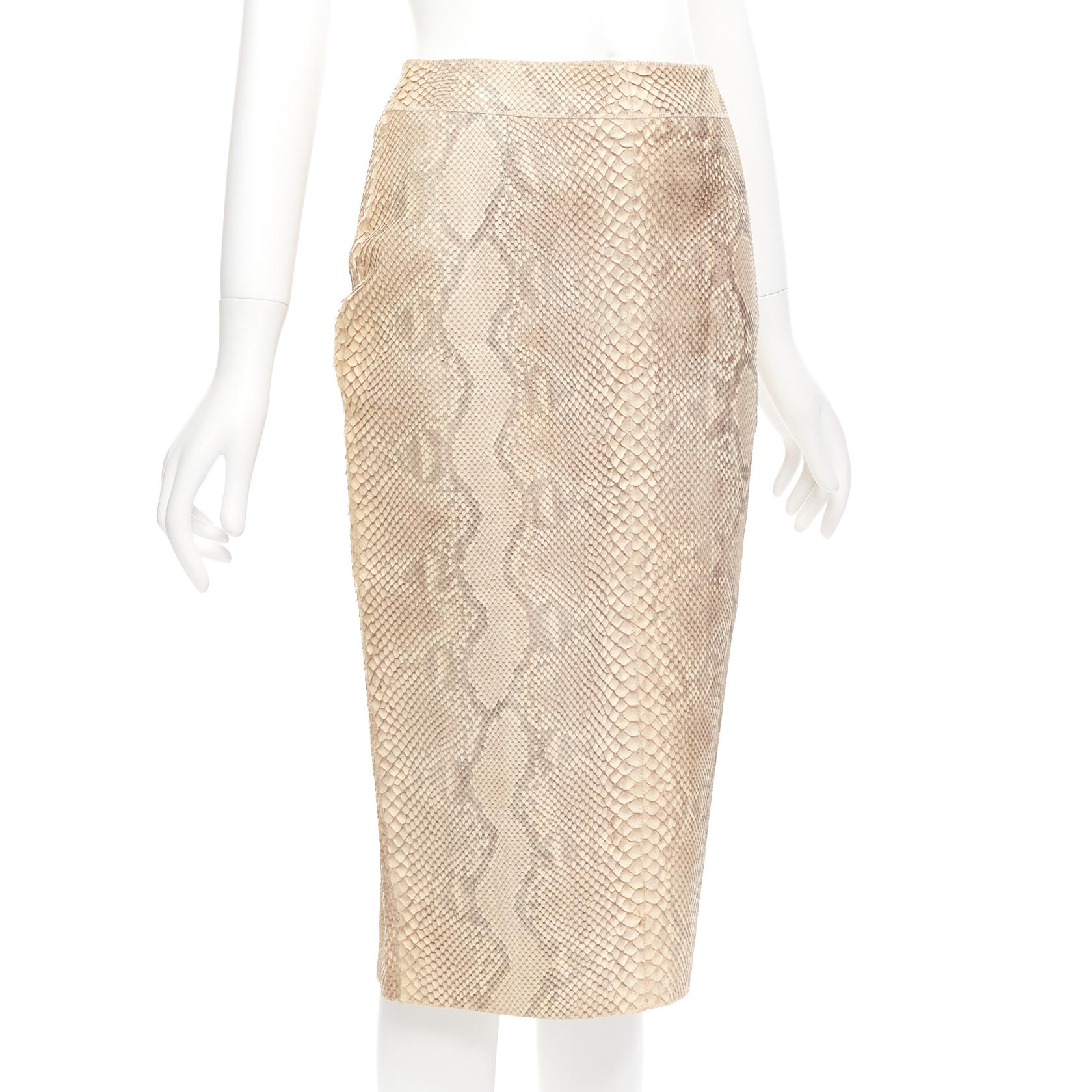 YVES SAINT LAURENT Rive Gauche Vintage scaled leather midi pencil skirt FR36 S
Reference: NKLL/A00046
Brand: Yves Saint Laurent
Collection: Rive Gauche
Material: Leather
Color: Nude
Pattern: Animal Print
Closure: Zip
Lining: Nude Fabric
Extra