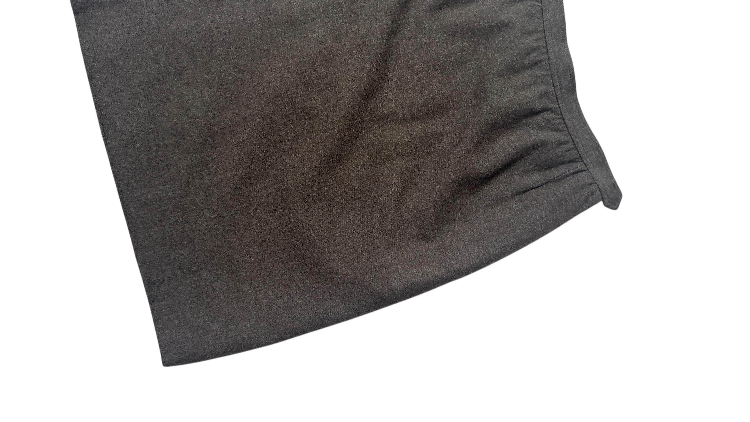 Yves Saint Laurent Rive Gauche Vintage Wool Skirt In condizioni buone in vendita a Milano, IT