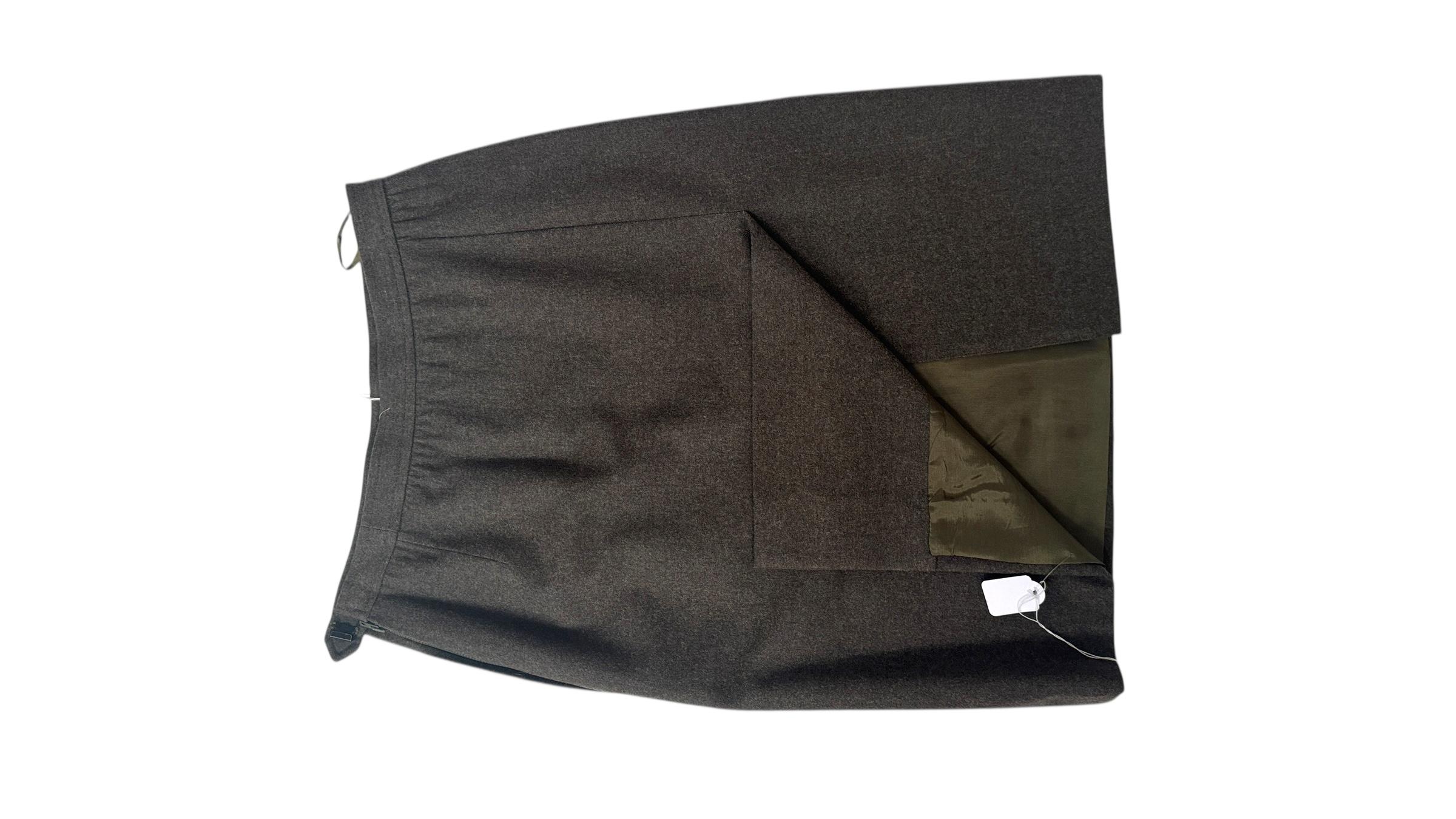 Yves Saint Laurent Rive Gauche Vintage Wool Skirt in vendita 2