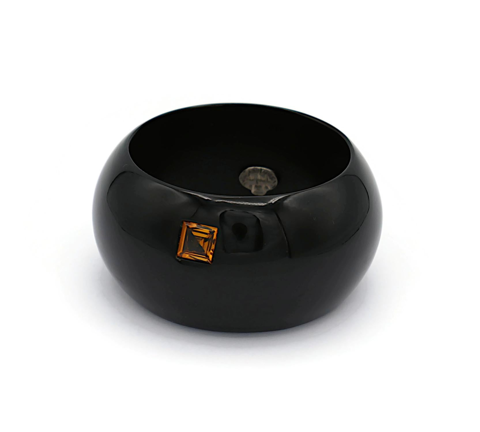 Yves Saint Laurent Rive Gauche YSL Bracciale in resina e cristalli neri in vendita 1