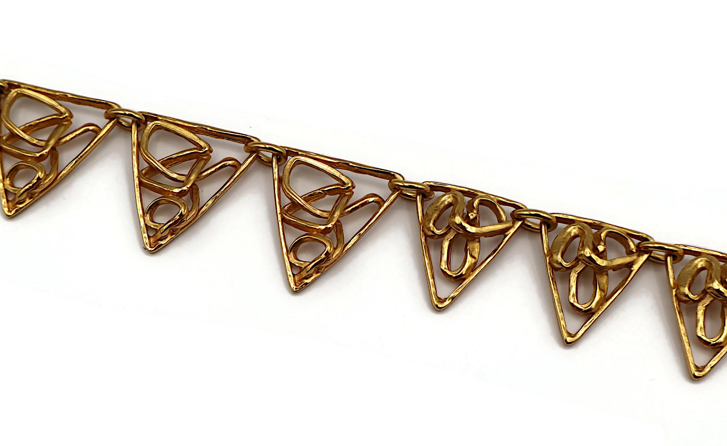 Yves Saint Laurent Rive Gauche YSL Vintage Collana a triangolo geometrica in tonalità oro in vendita 3