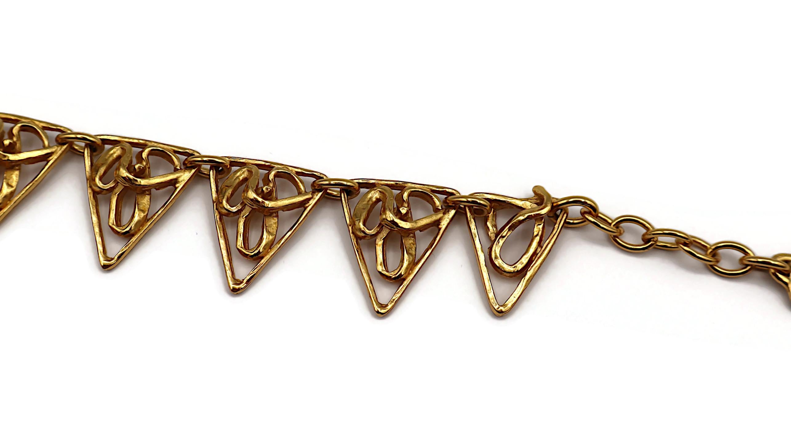 Yves Saint Laurent Rive Gauche YSL Vintage Collana a triangolo geometrica in tonalità oro in vendita 4