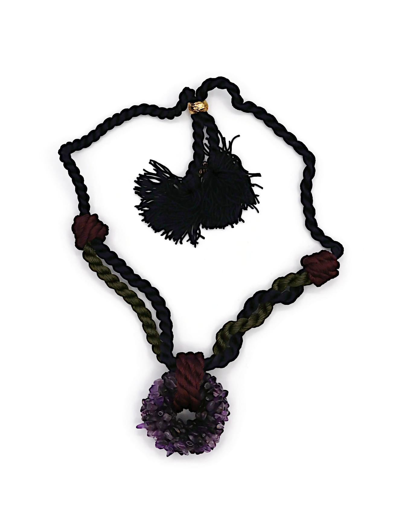 YVES SAINT LAURENT Rive Gauche YSL Vintage Ring Pendant Necklace In Good Condition For Sale In Nice, FR