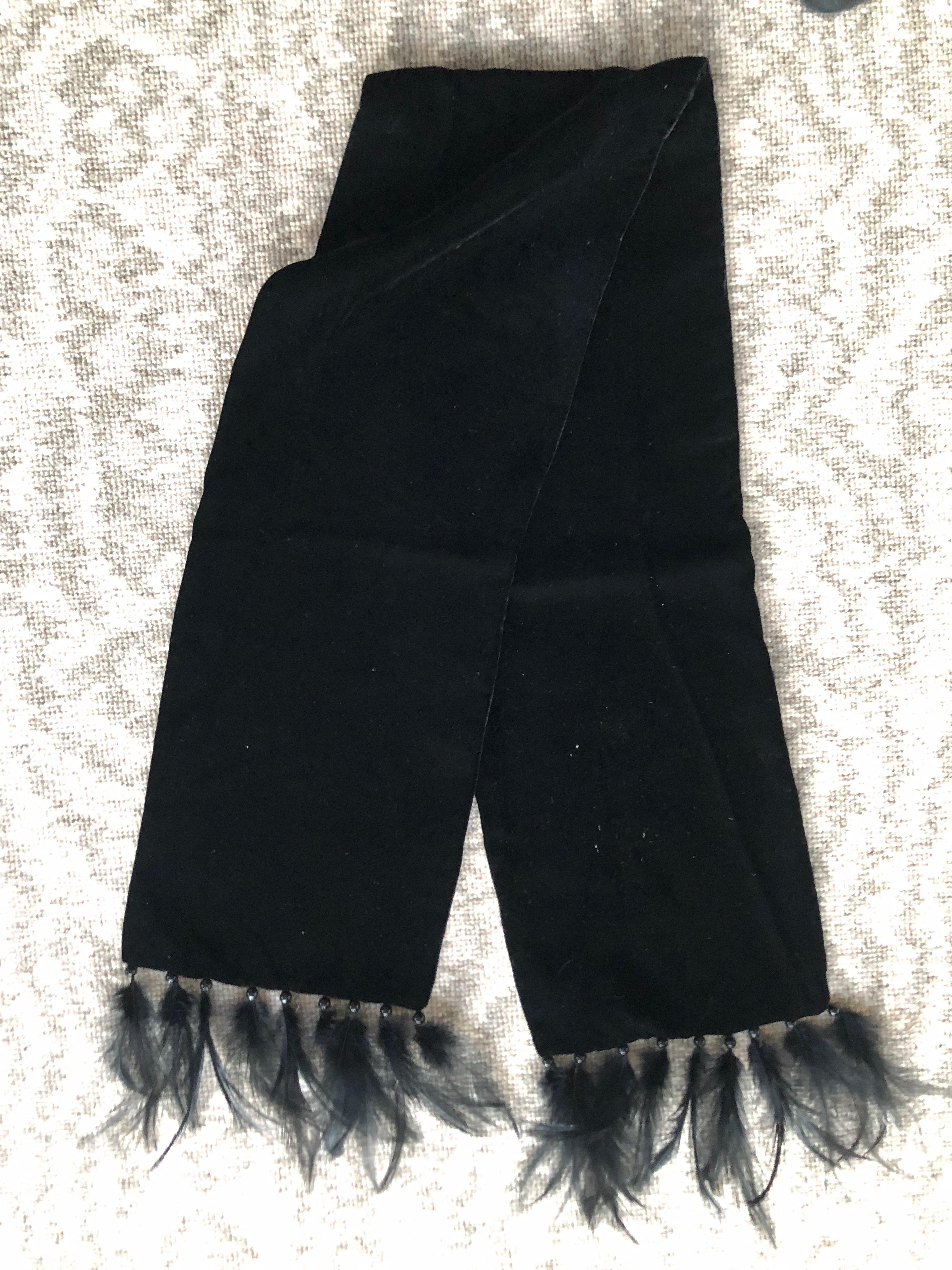 Women's or Men's Yves Saint Laurent Rive Guache Vintage Black Velvet Scarf with Feather Accents For Sale