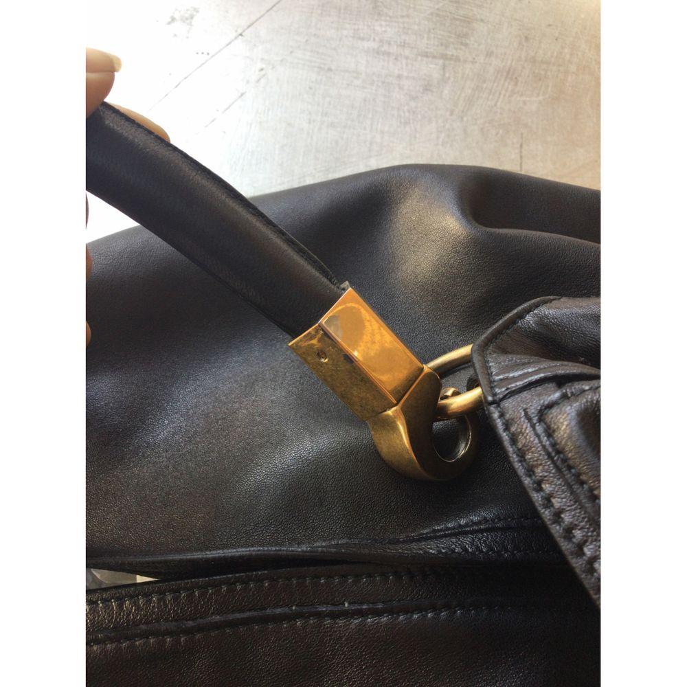 Yves Saint Laurent Roady Leather Handbag in Black 2