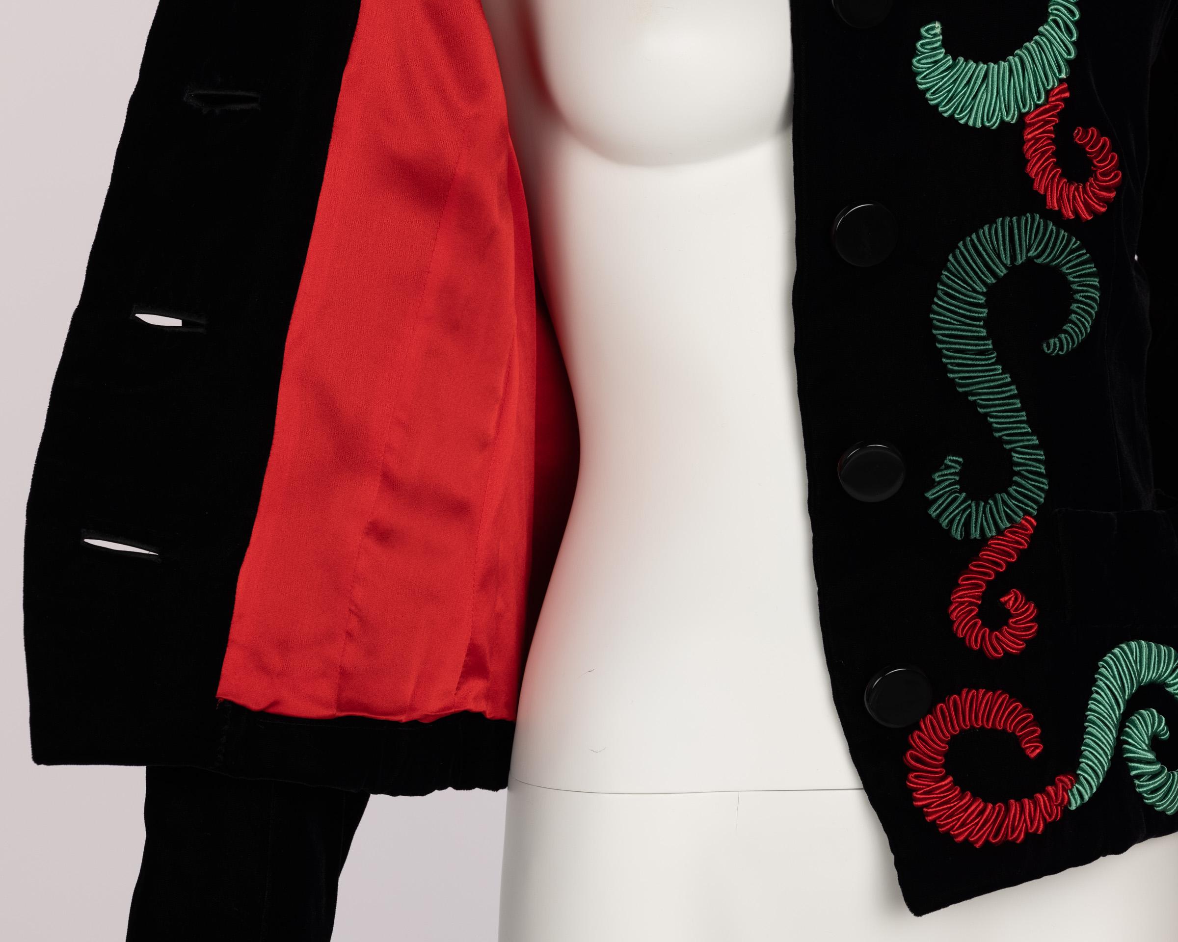 Yves Saint Laurent Giacca ricamata in velluto rosso e verde, 1989 in vendita 5