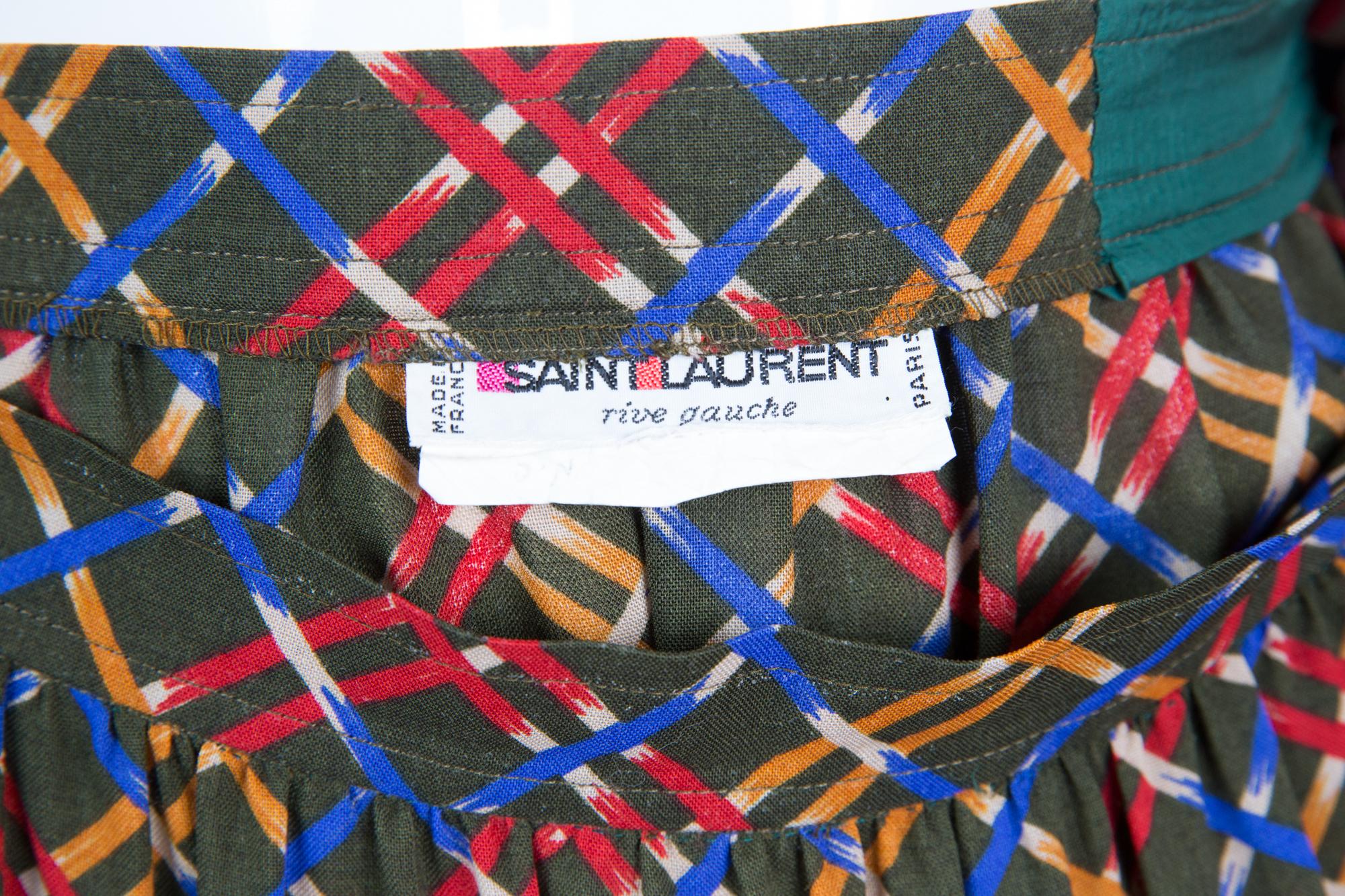 Yves Saint Laurent Russian Collection Wool Skirt In Excellent Condition In Paris, FR