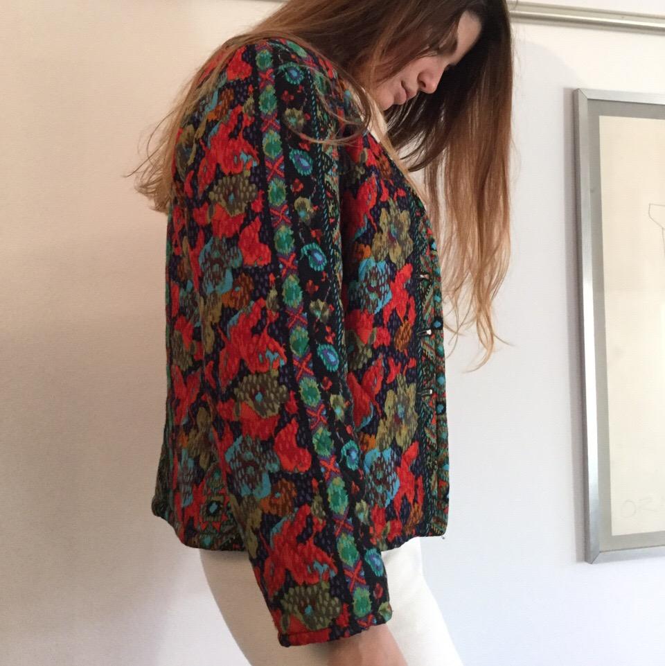 Yves Saint Laurent Russian paisley floral jacket. Early 70s. In Excellent Condition In Carnate, IT