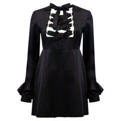 YVES SAINT LAURENT S/S 2010 Laufsteg Babydoll-Kleid von Stefano Pilati