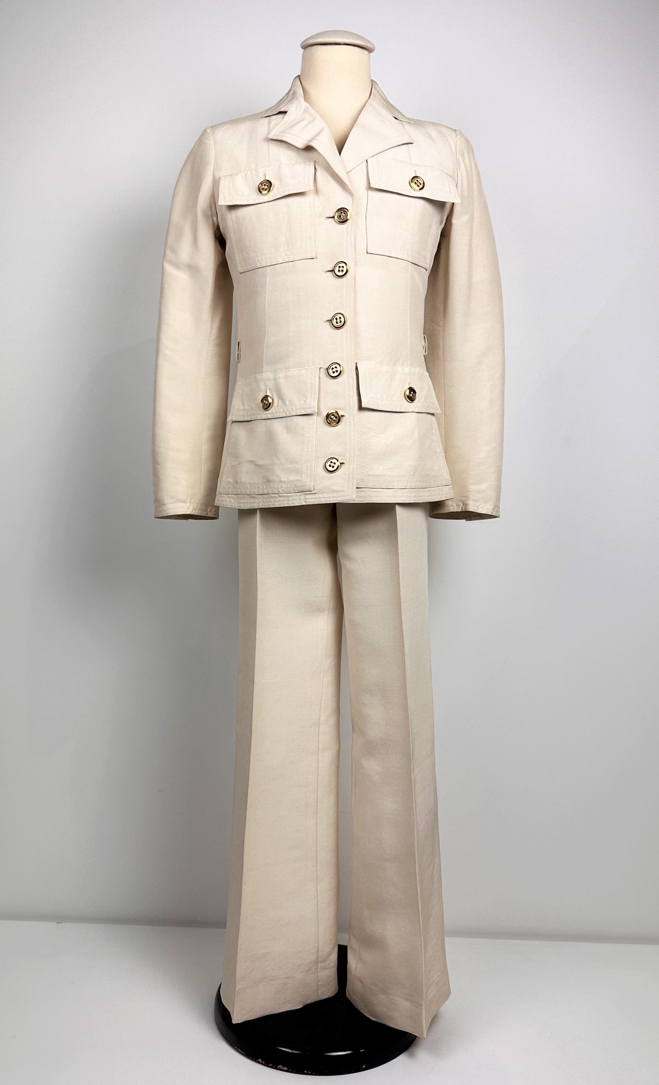 Yves Saint Laurent „Saharienne“ Haute Couture Hosenanzug, ca. 1968 / 1970 13