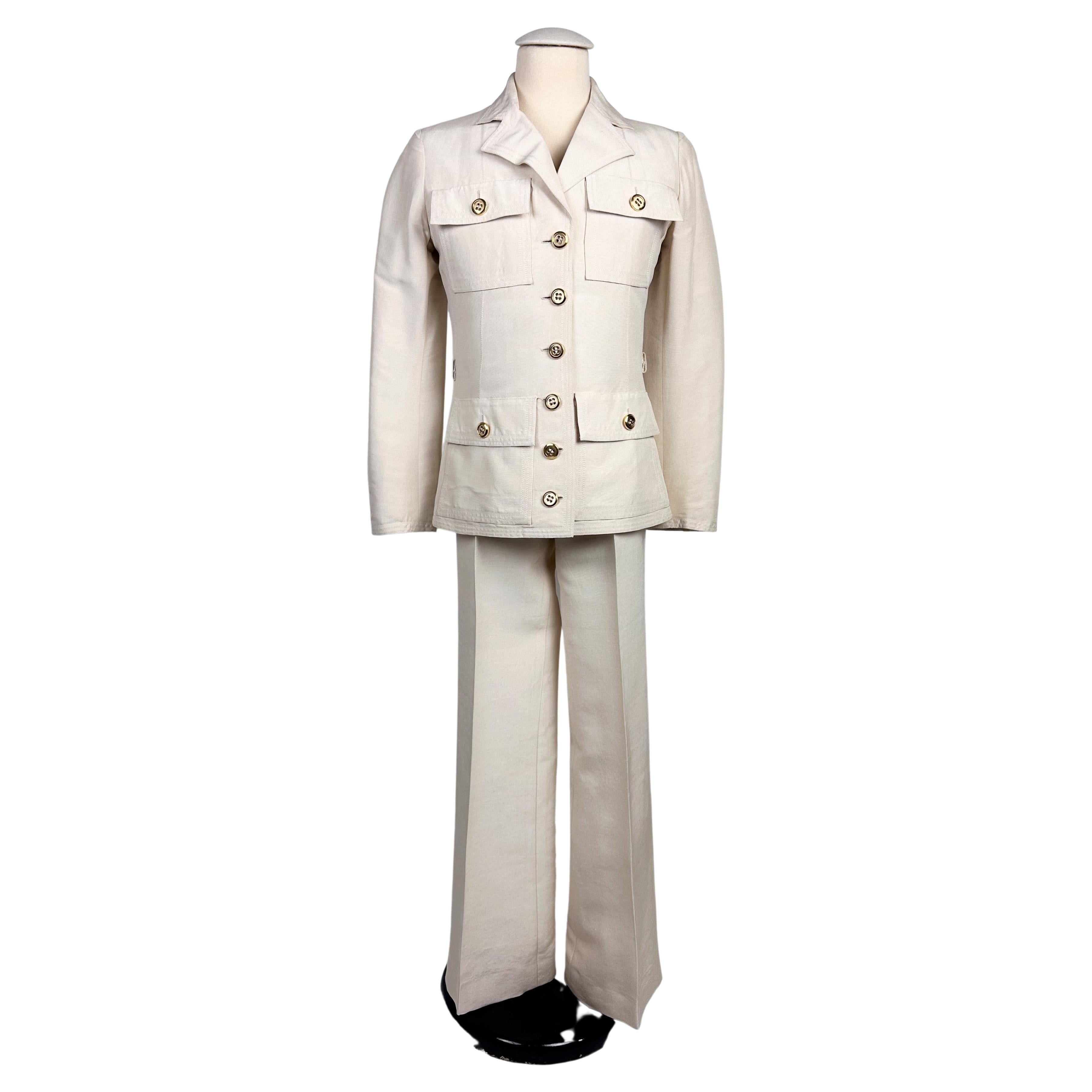 1980's Chanel Haute Couture Cream Boucle and Tweed Skirt Suit