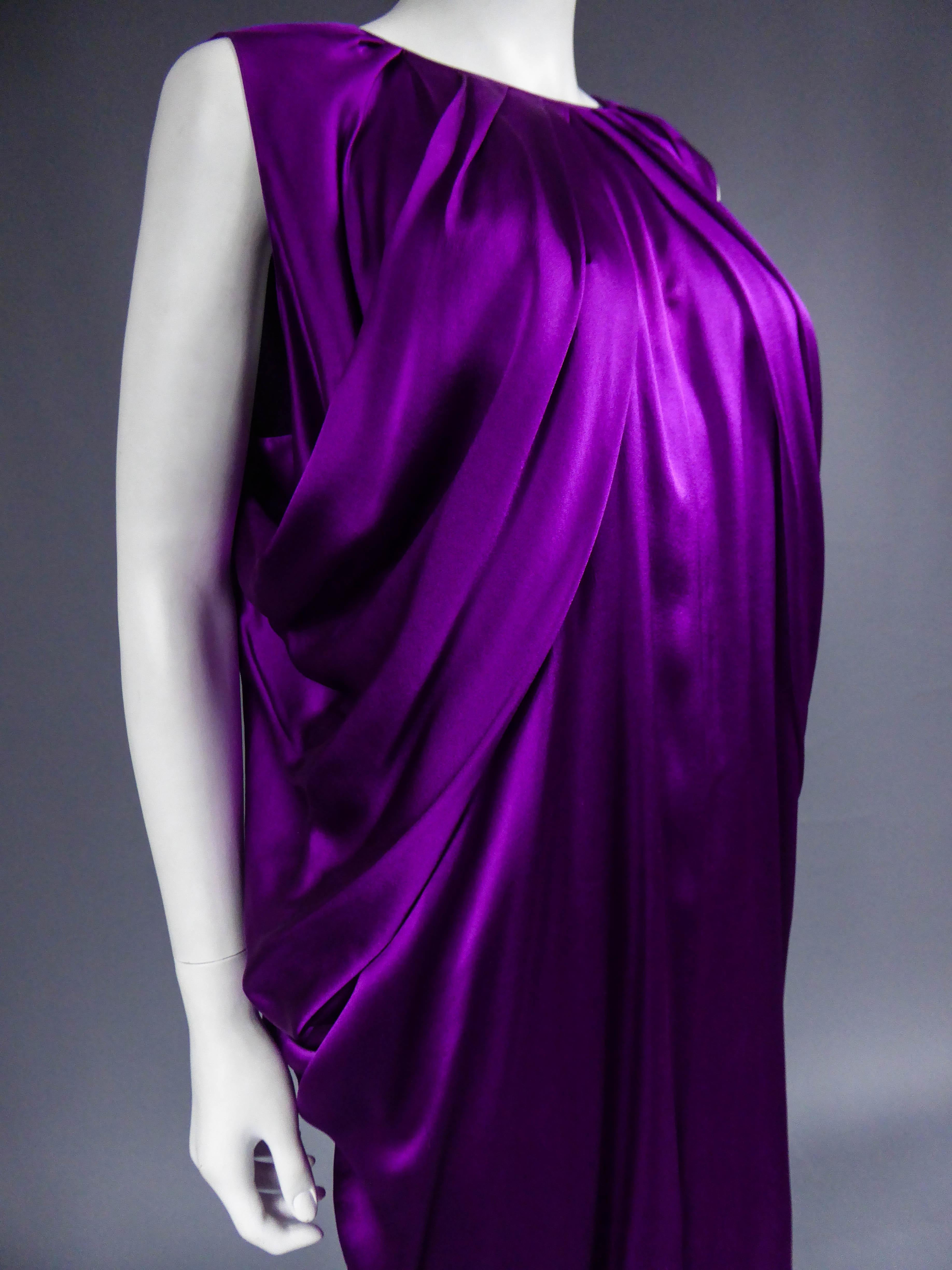 Donna Abito in raso di Stefano Pilati for Yves Saint Laurent, Collezione 2008 in vendita