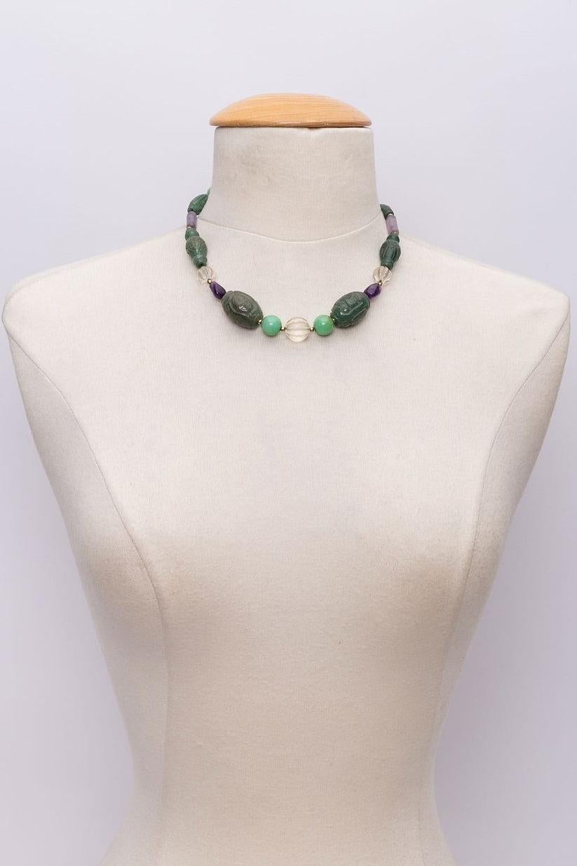 Yves Saint Laurent - Short necklace made of semi-precious stones.

Additional information: 

Dimensions: 
Length: 40 cm (15.75 in) to 45 cm (17.72 in) 

Condition: 
Good condition
Seller Ref number: BC87