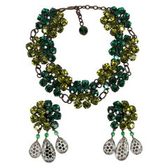 Conjunto de collar y pendientes Yves Saint Laurent de metal cobrizo