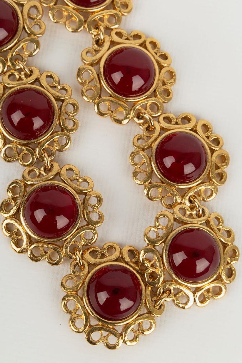 Yves Saint Laurent Set of Necklace and Earrings in Gold Metal For Sale 2